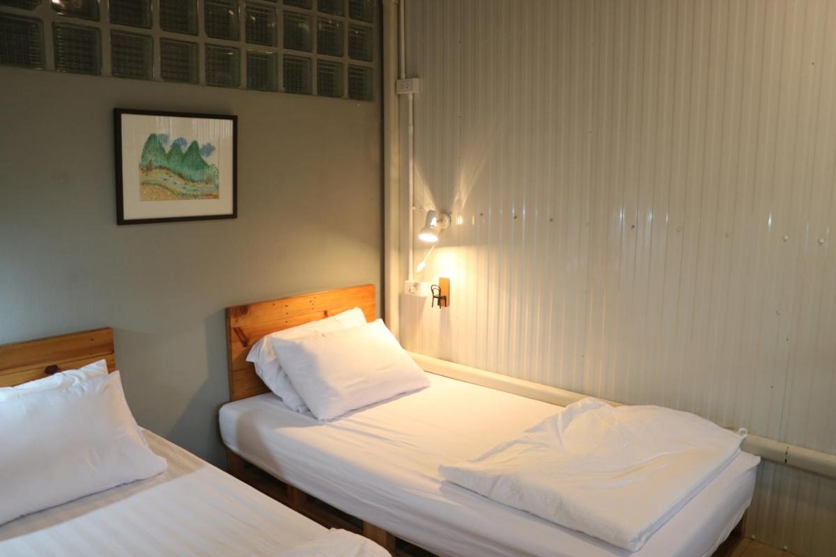 Standard Twin Room photo 2