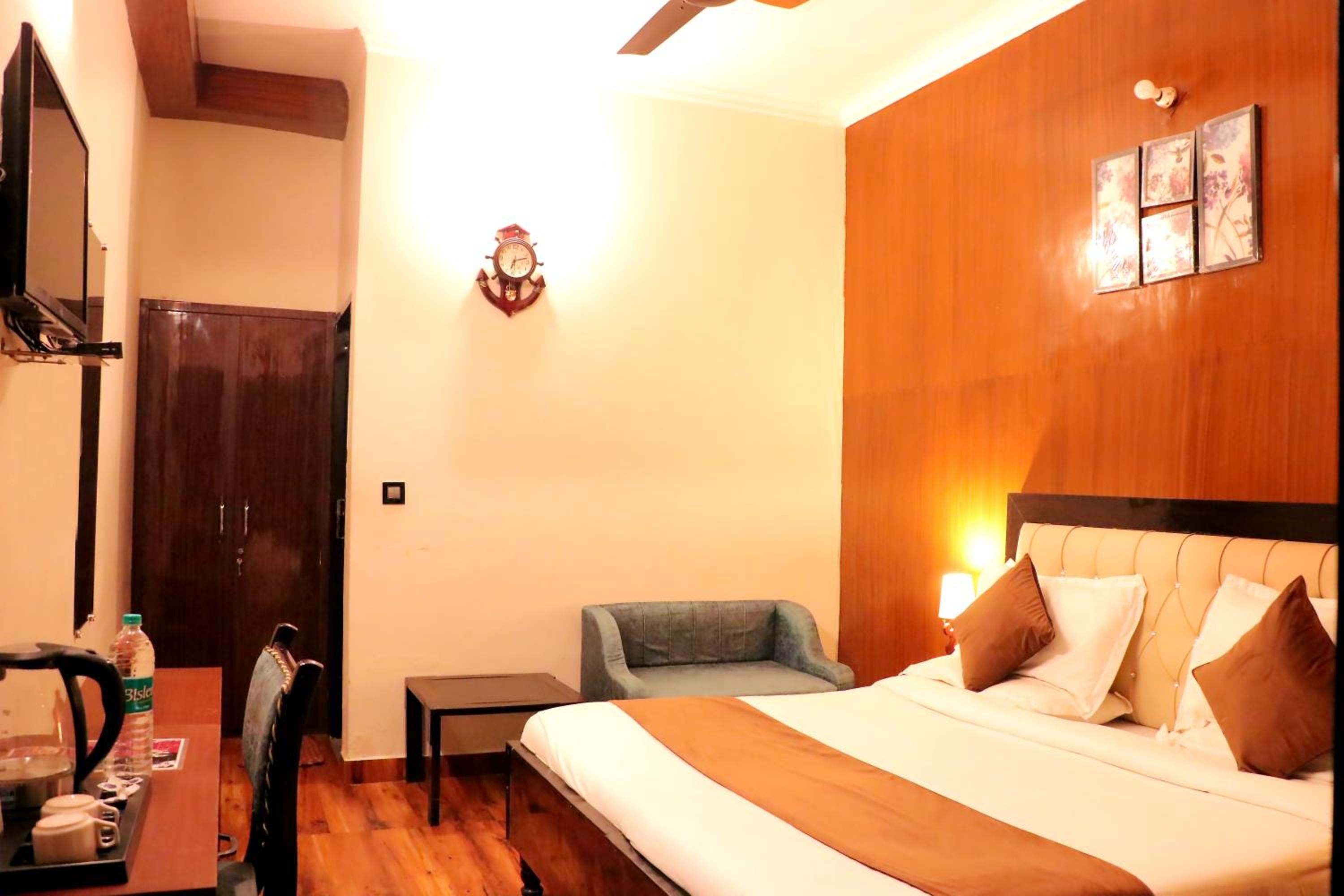 Executive Suite