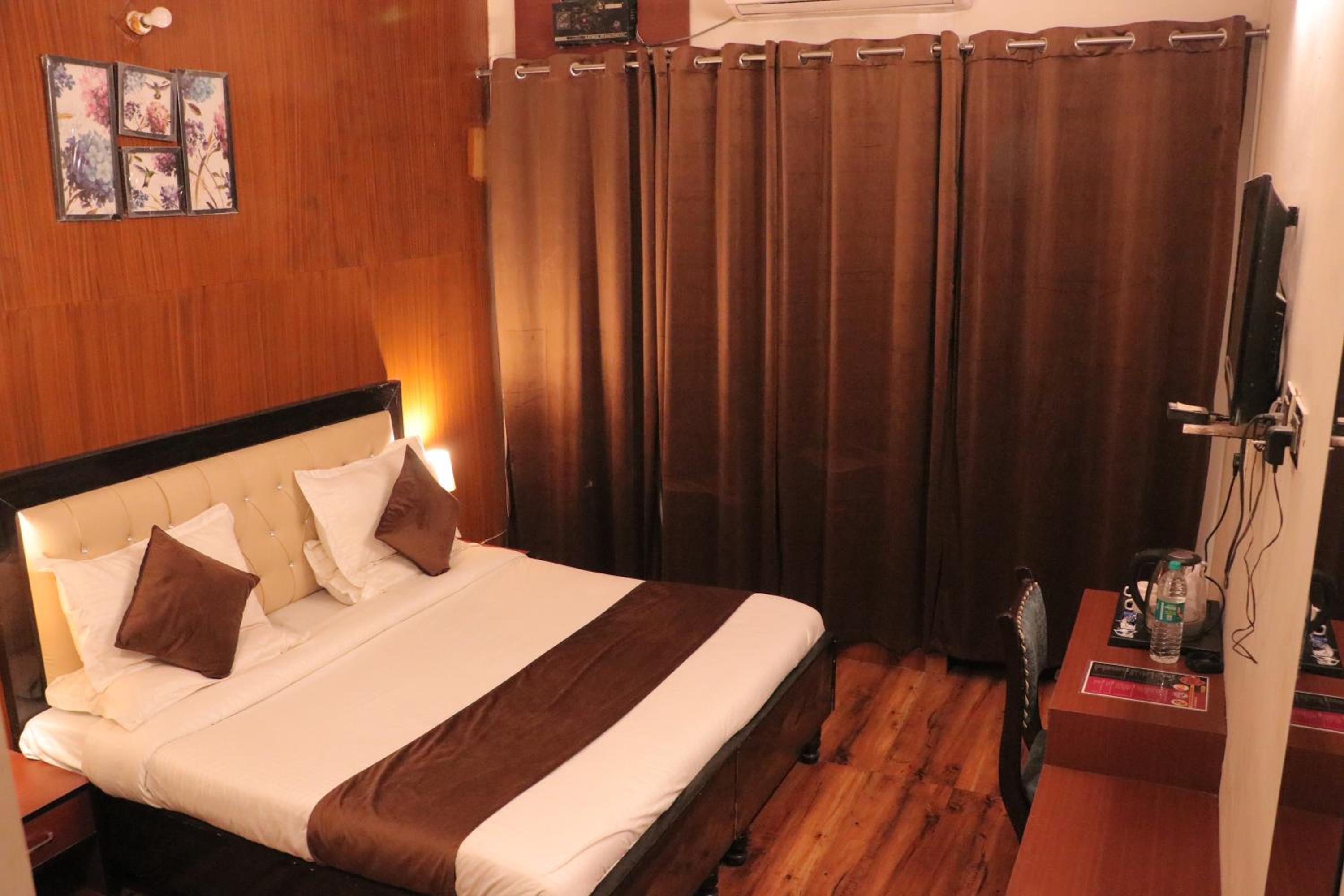 Executive Suite photo 2