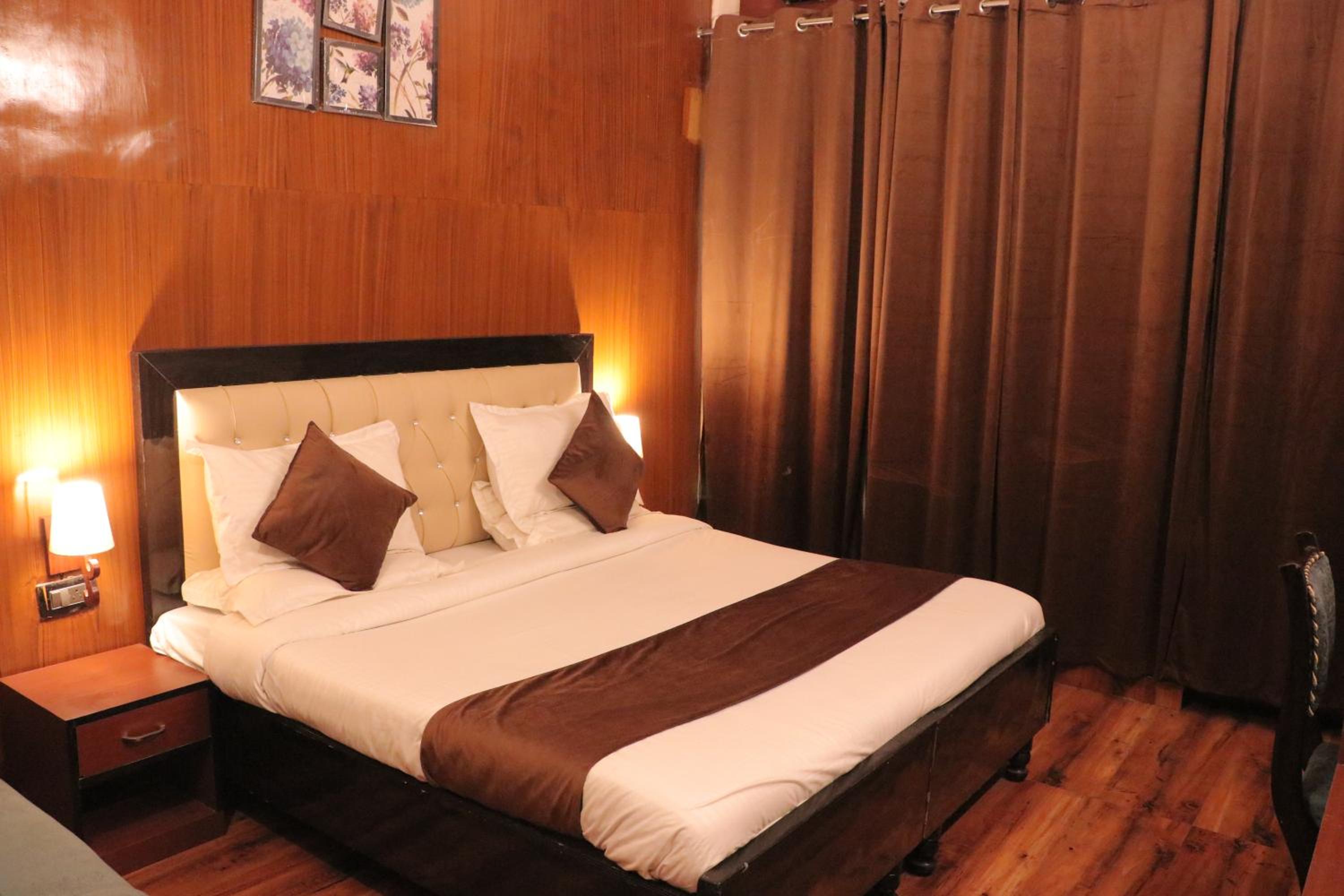 Executive Suite photo 3