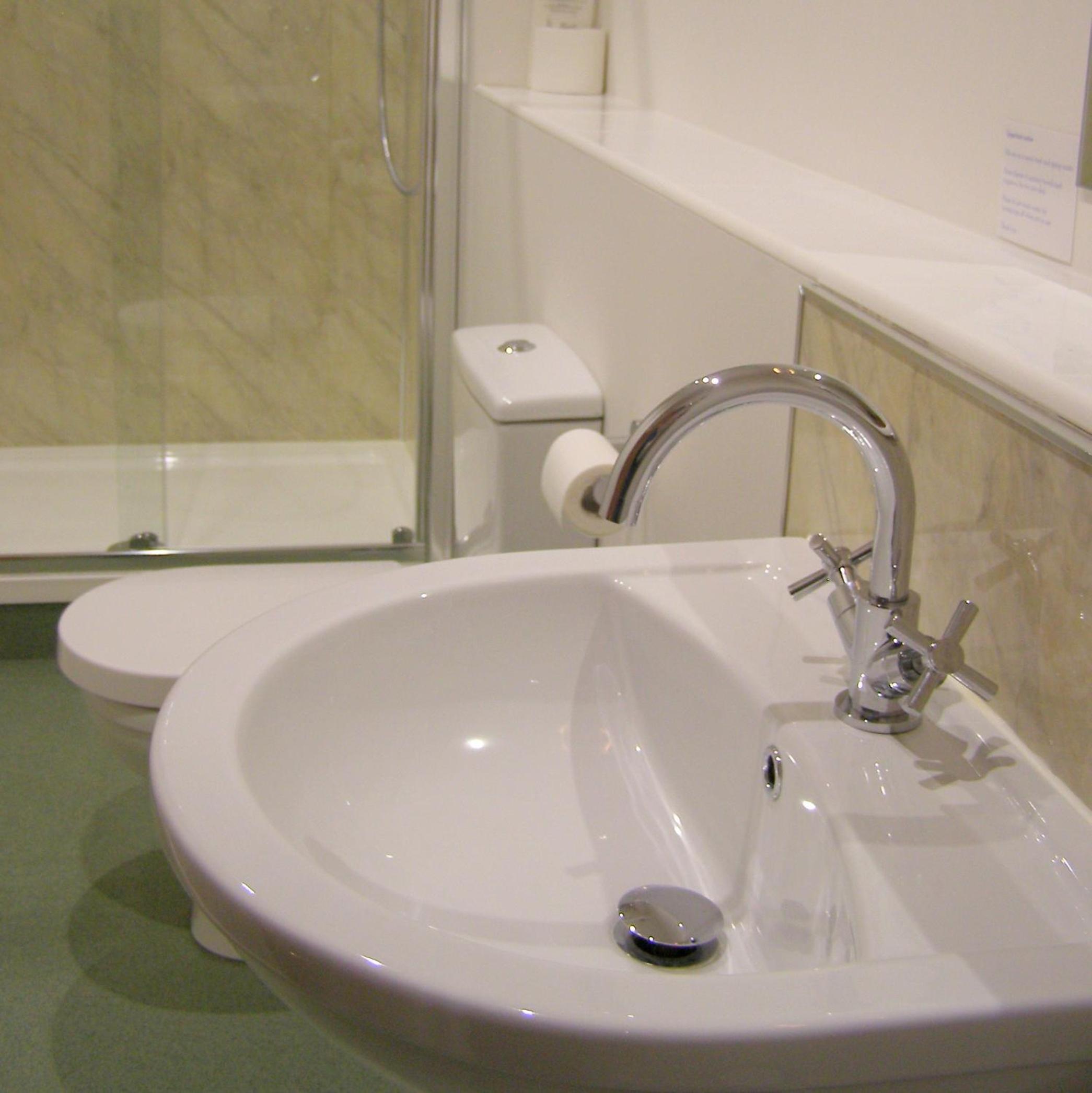 Double or Twin Room with Shower photo 3
