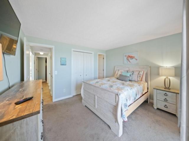 Two-Bedroom Apartment photo 2