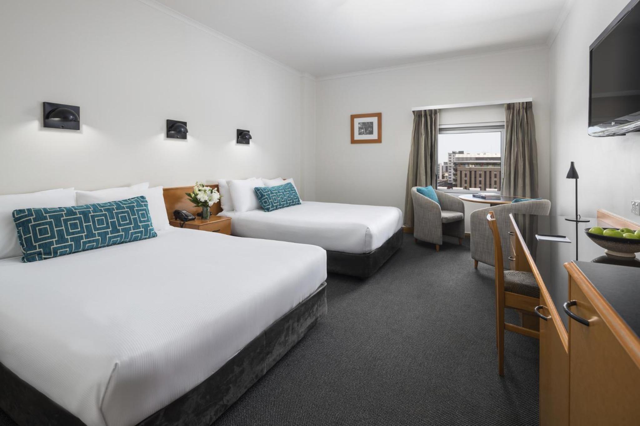 Twin Queen Room - Photo 5