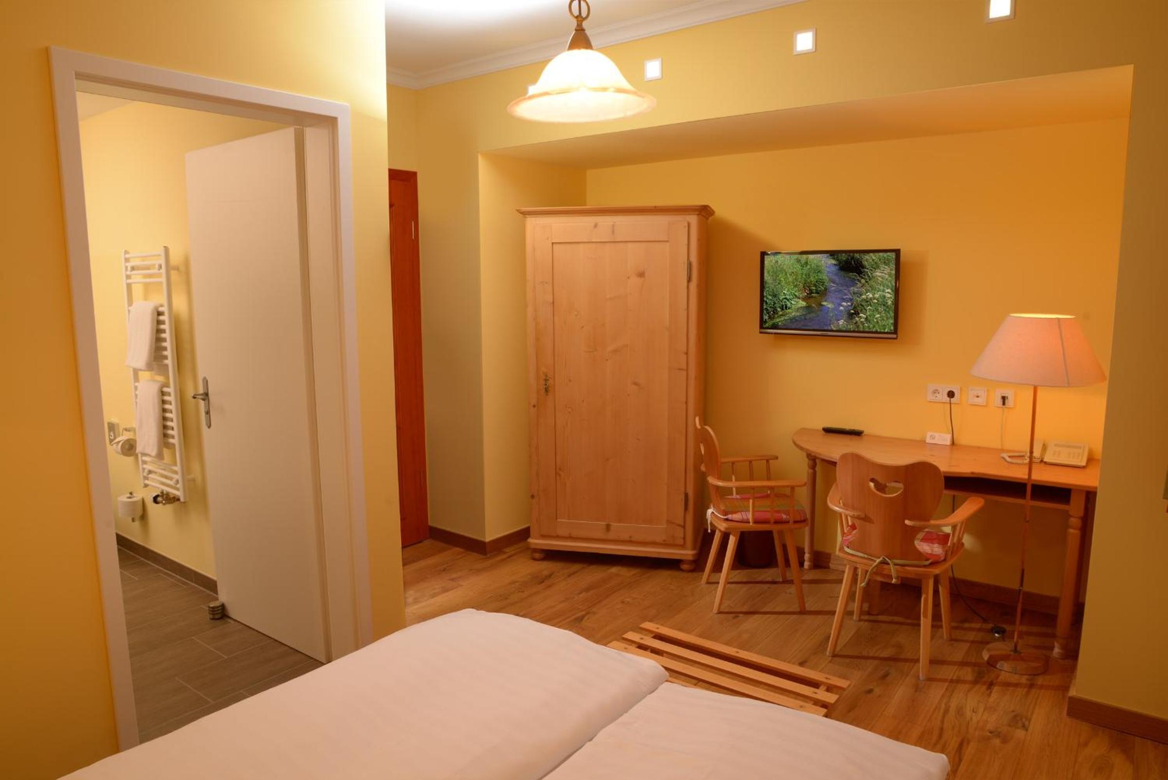 Comfort Double Room - Photo 11