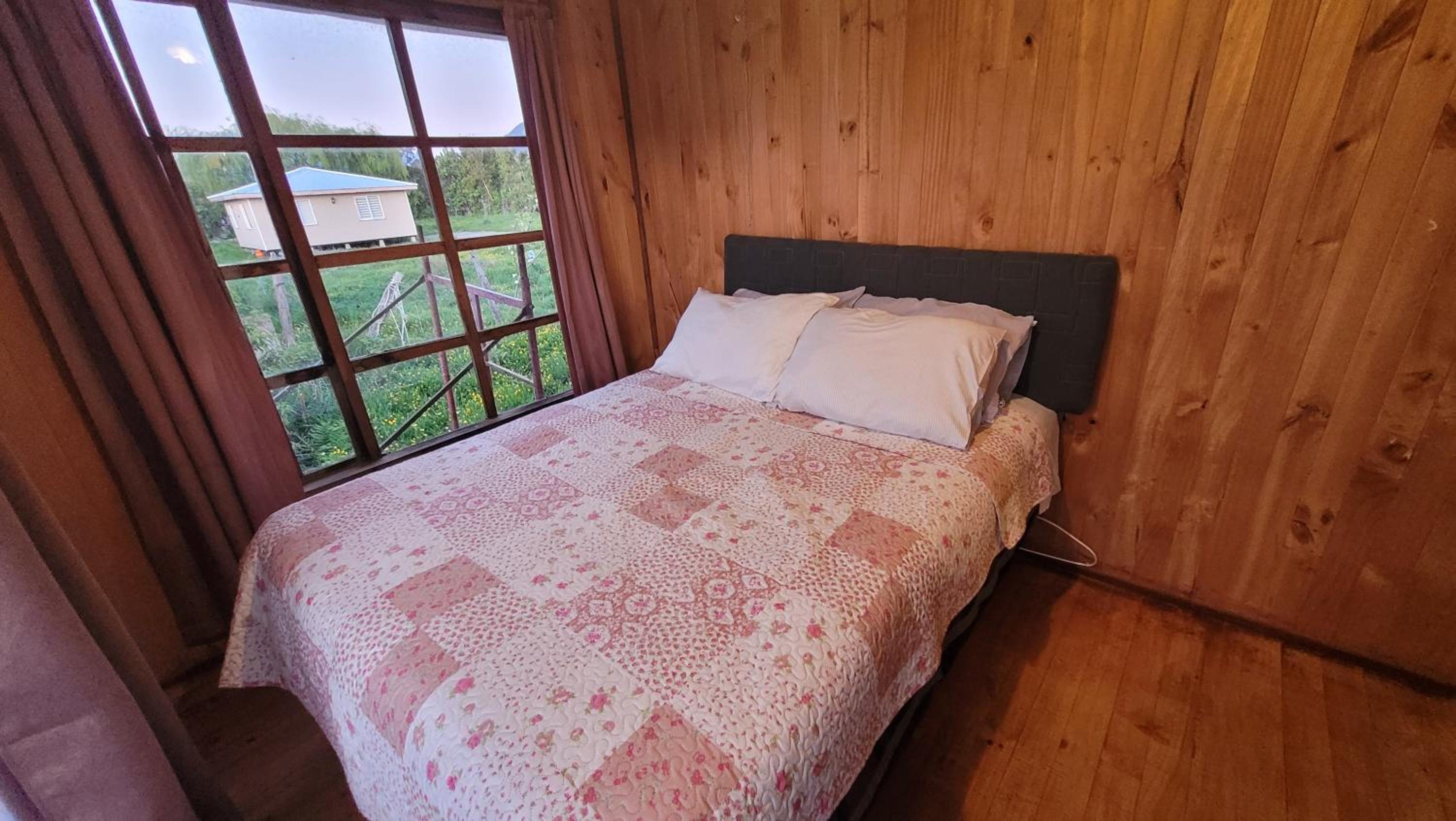 Two-Bedroom House photo 3