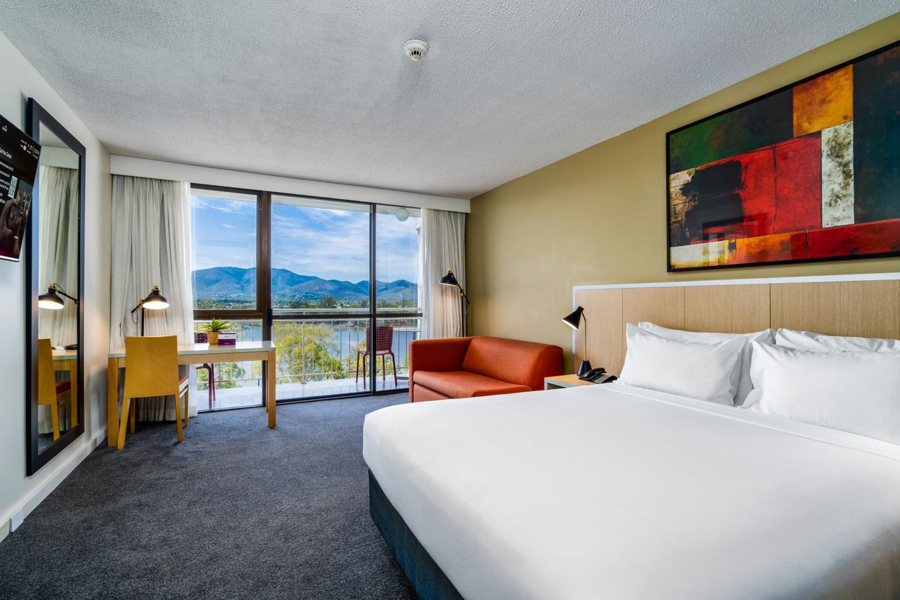 Standard Queen Room - River Side - Photo 1