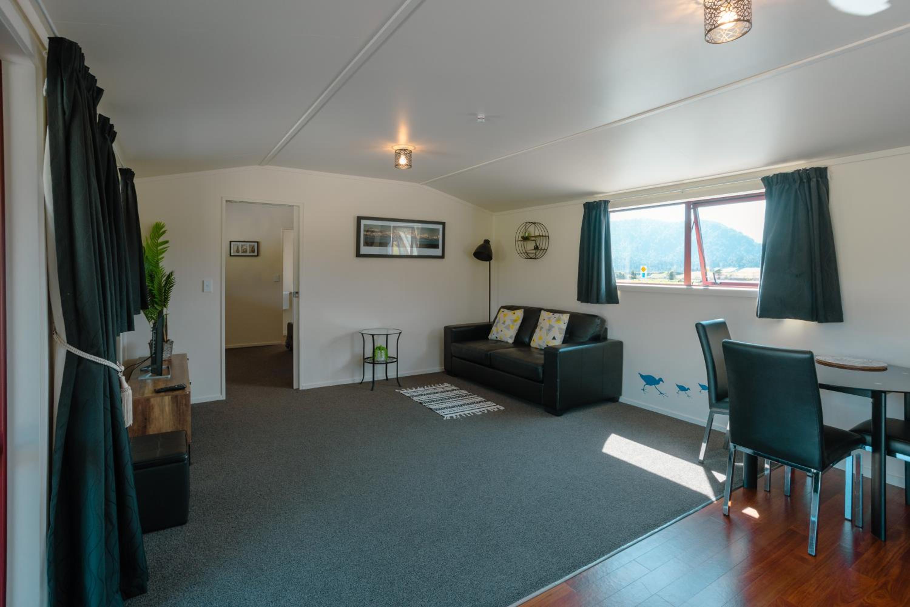 One-Bedroom House - Photo 1
