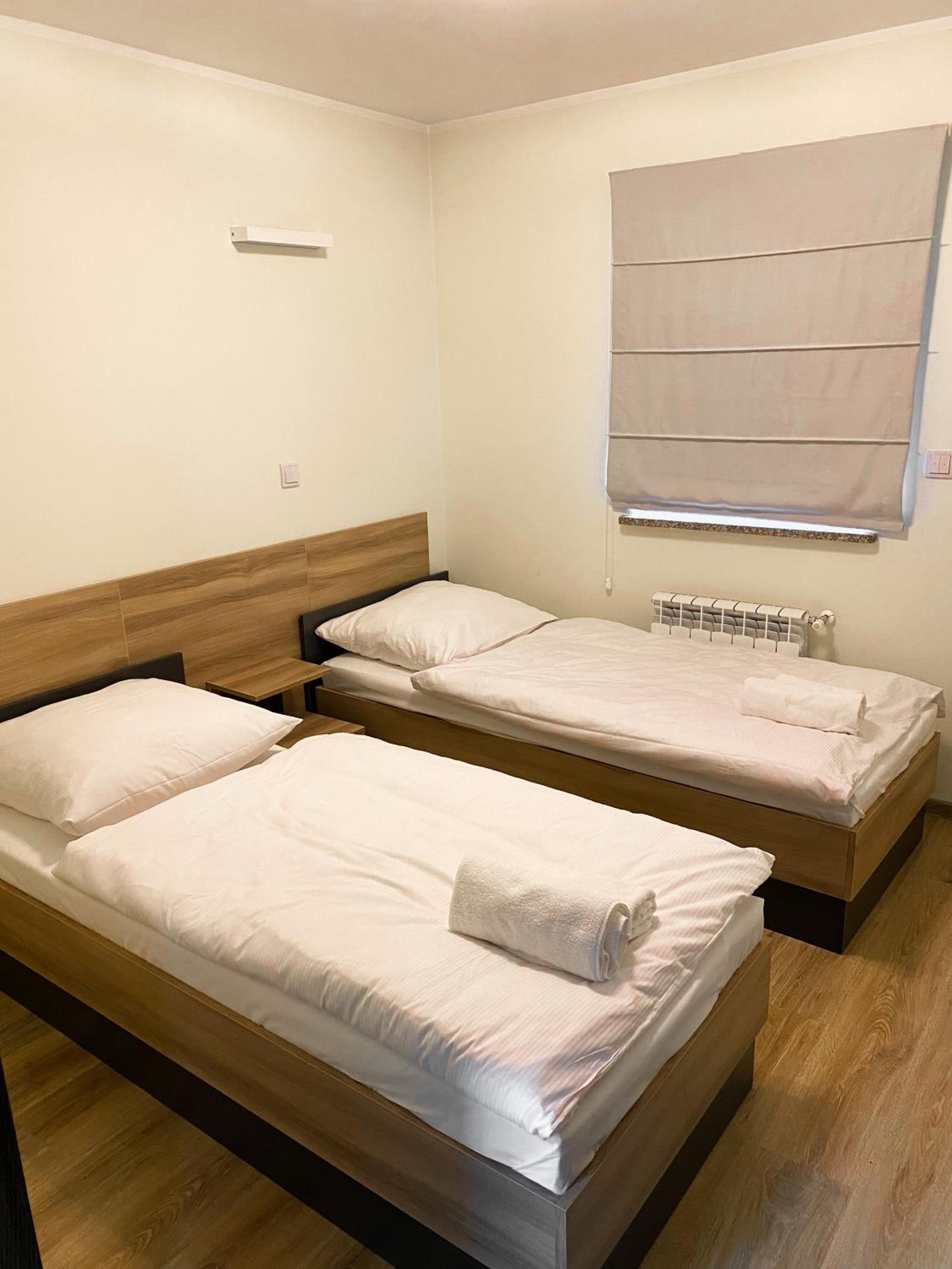 Deluxe One-Bedroom Apartment with Balcony  - Photo 2