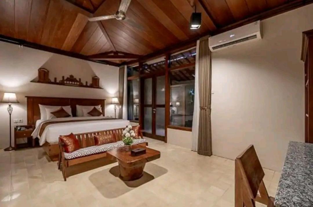 King Suite - Photo 1