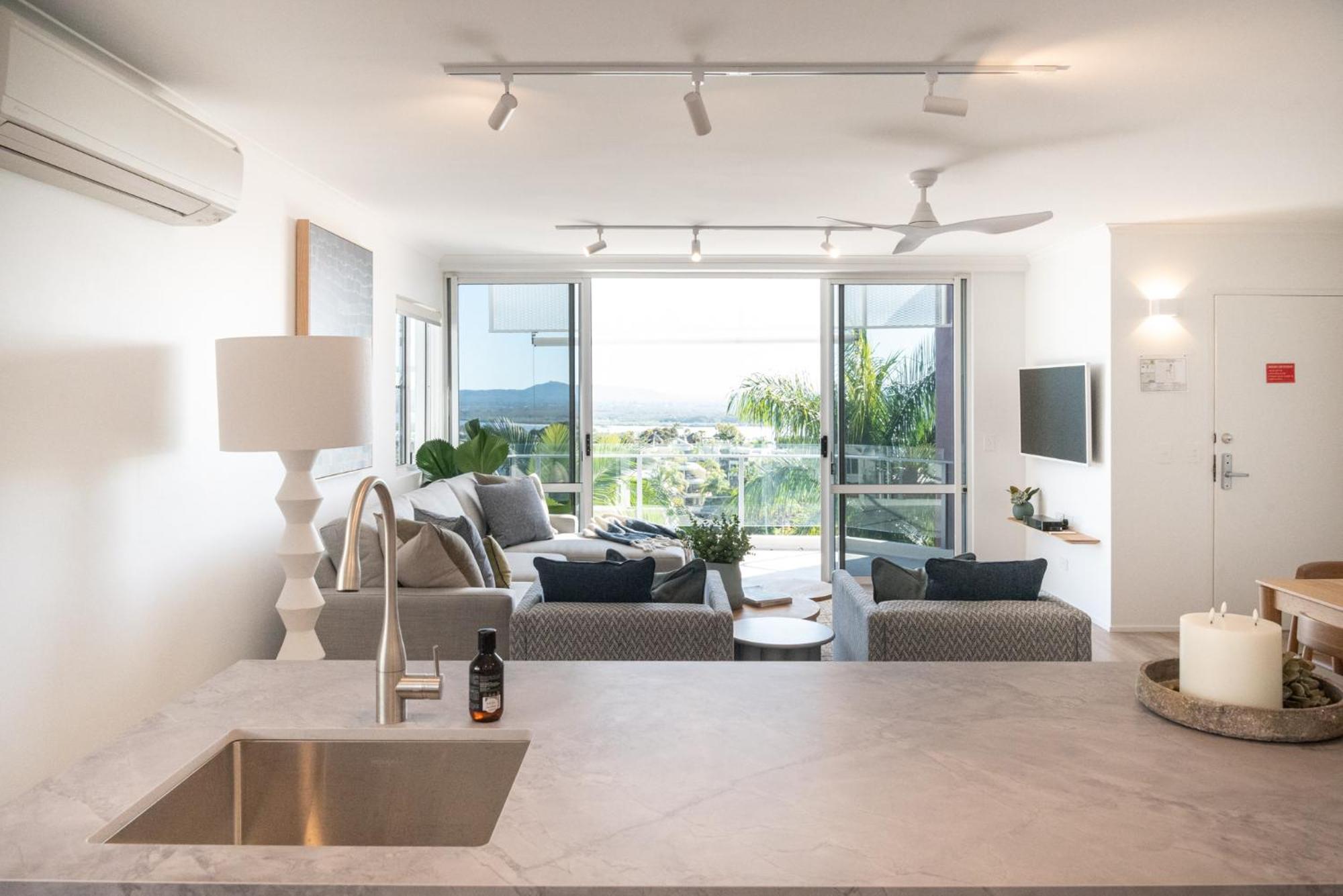 Two-Bedroom Apartment with Roof Top Terrace and Ocean View photo 1
