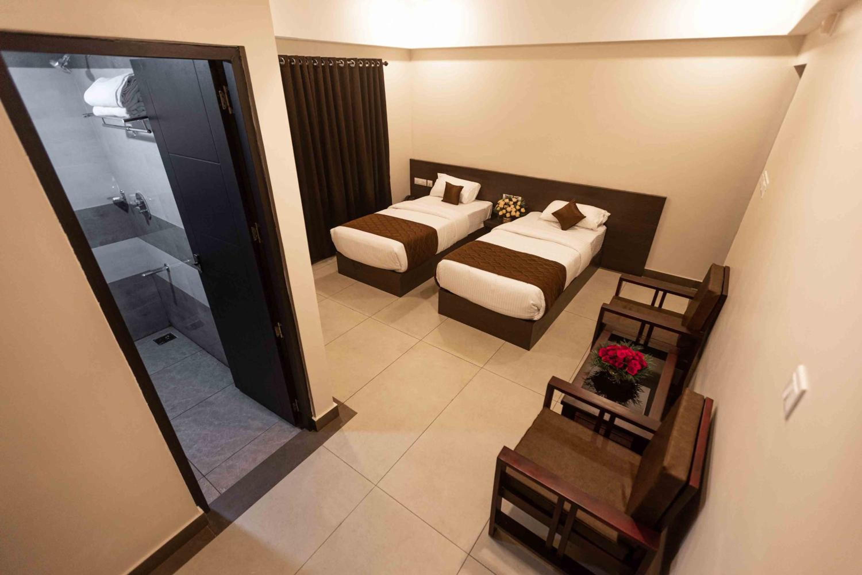 Superior Double or Twin Room - Photo 5