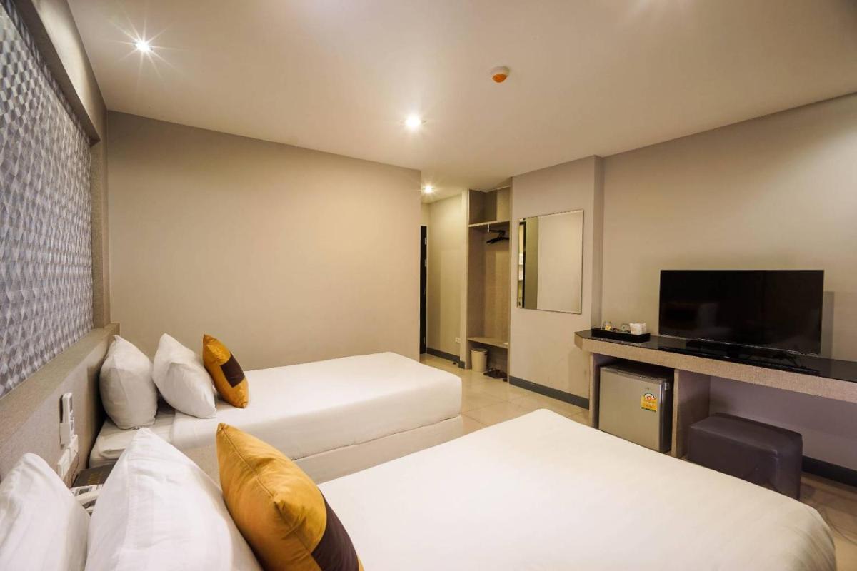 Deluxe Twin Room photo 1