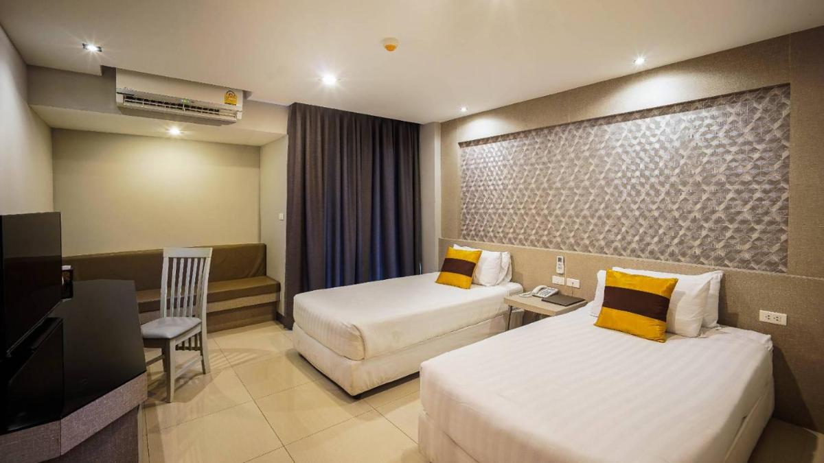 Deluxe Twin Room photo 3