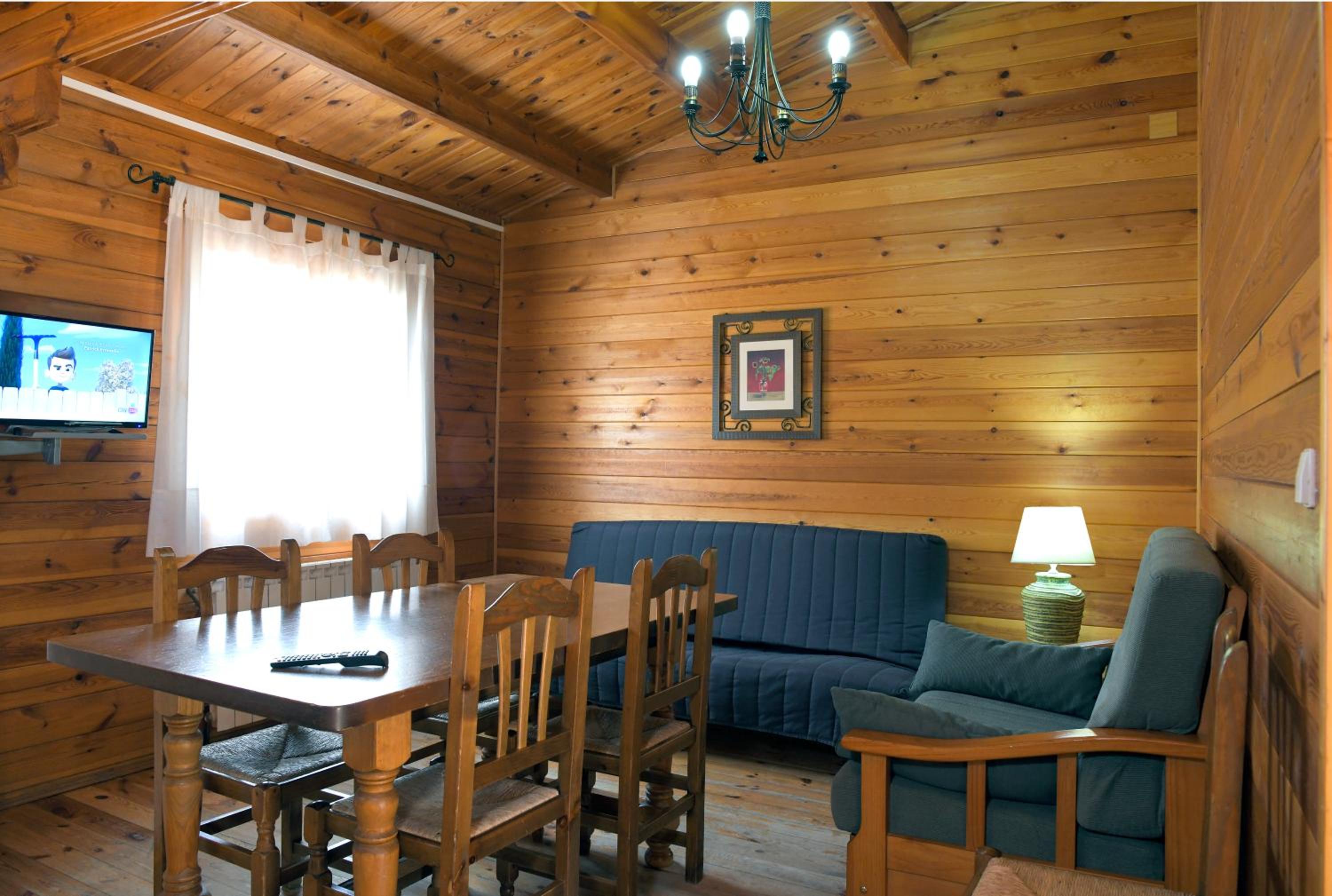 Cabaña de madera (12 personas)