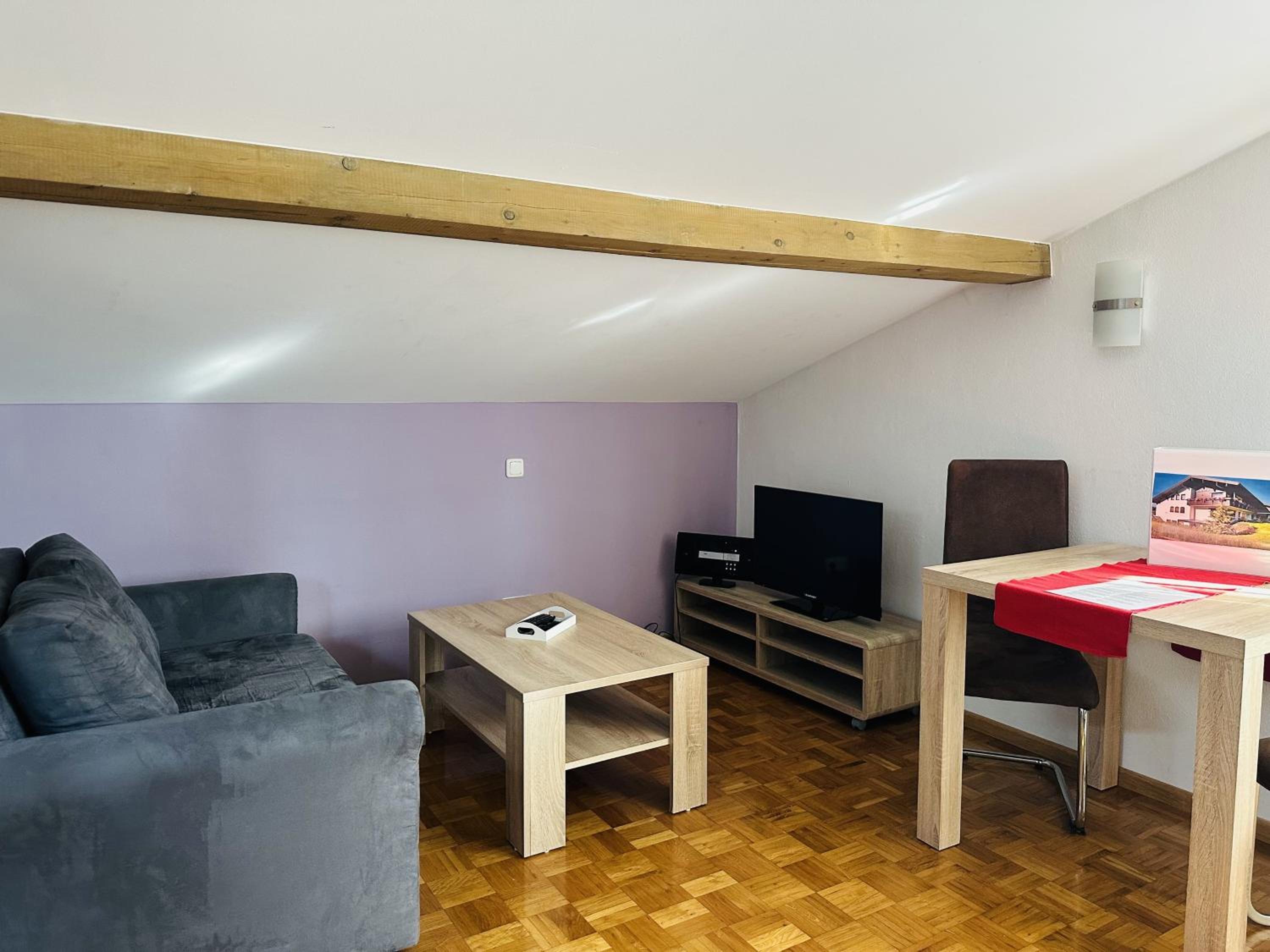 Apartment photo 3