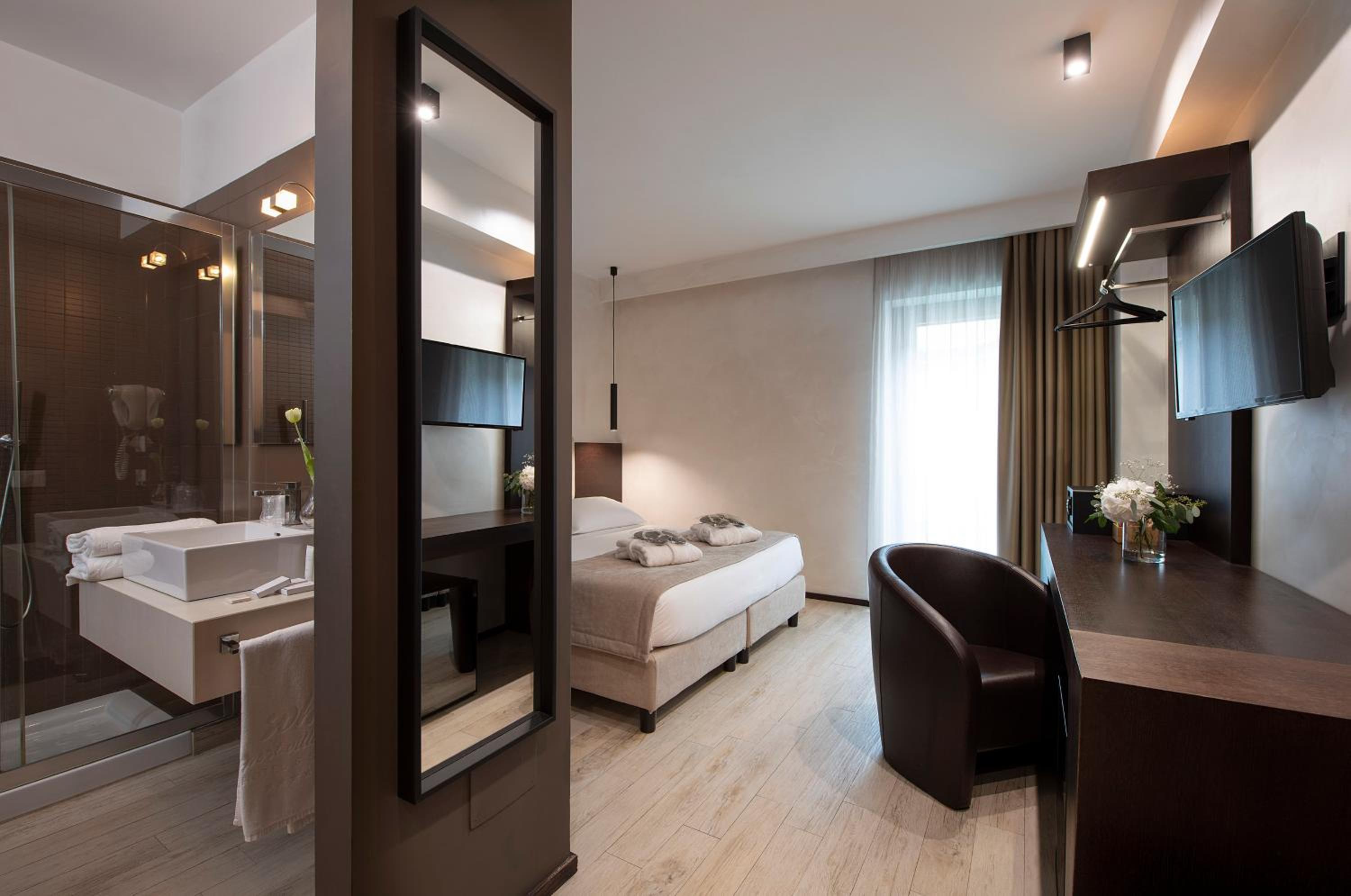 Superior Double Room - Photo 1