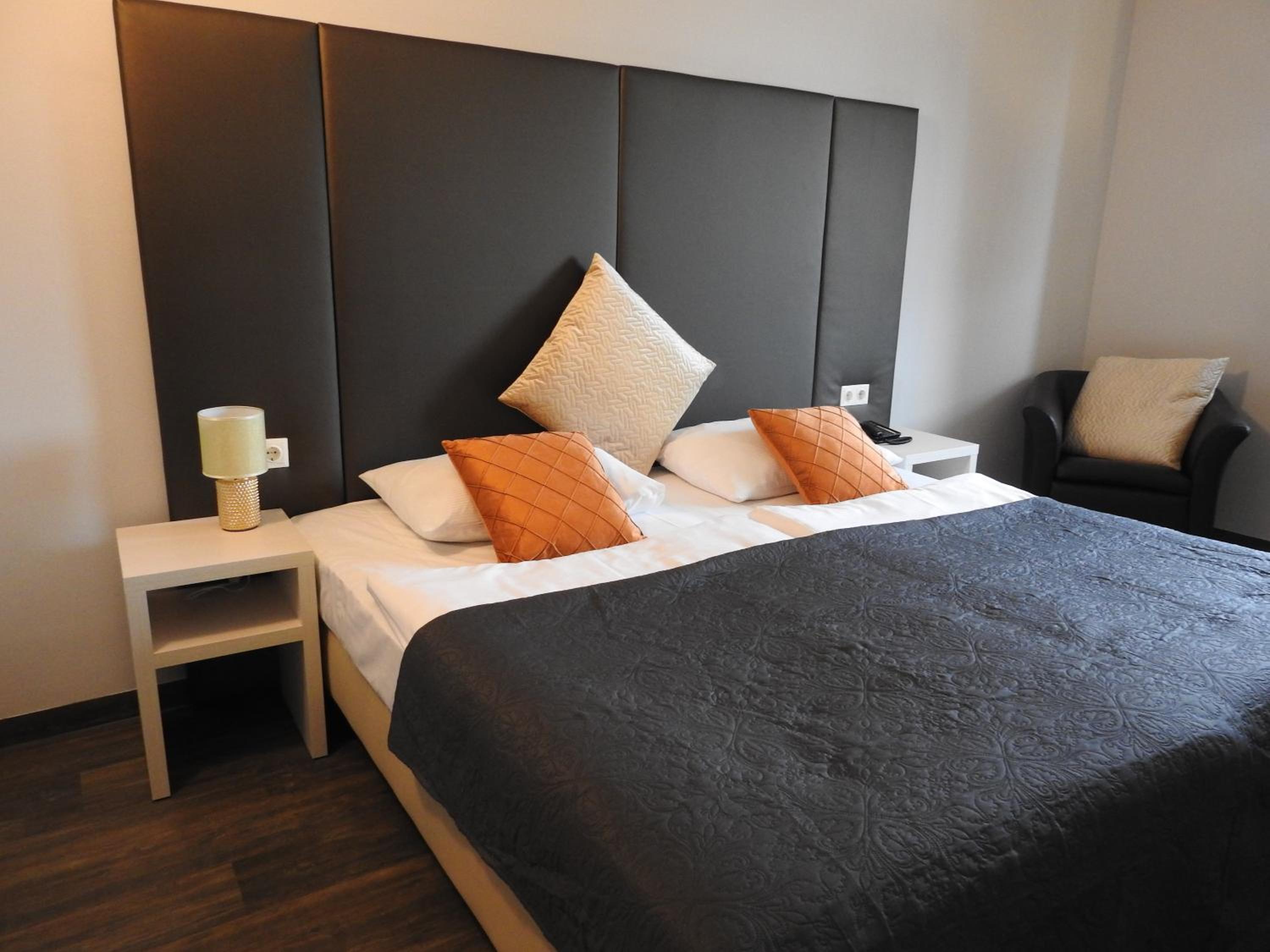 Double Room - Photo 20