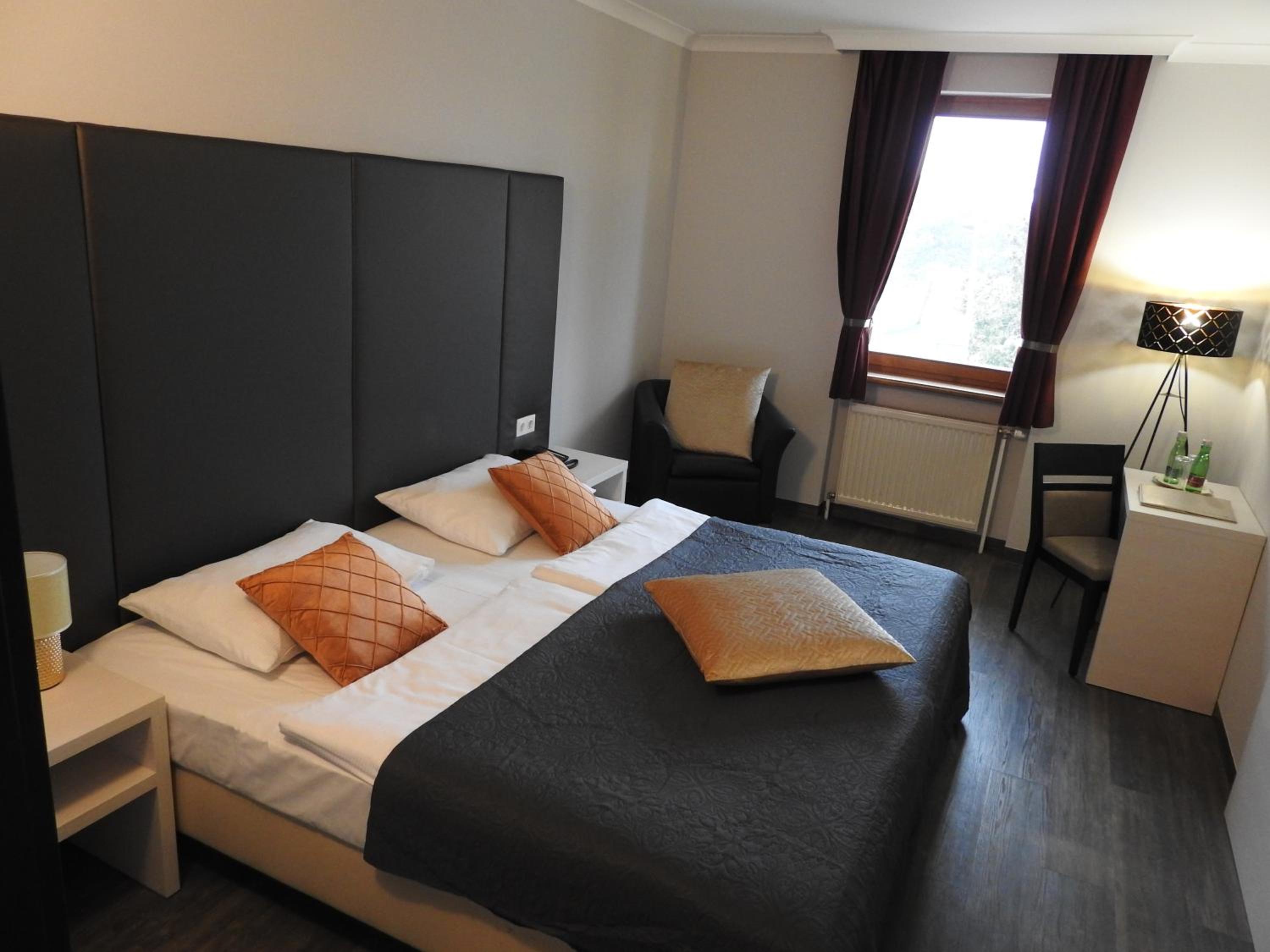 Double Room - Photo 19