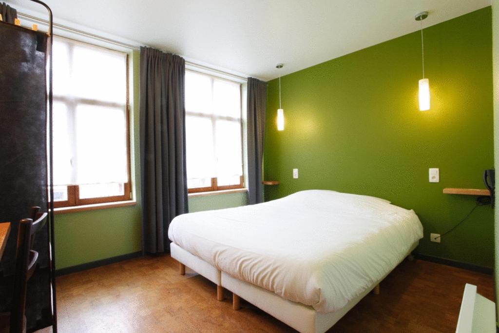 Double or Twin Room photo 3