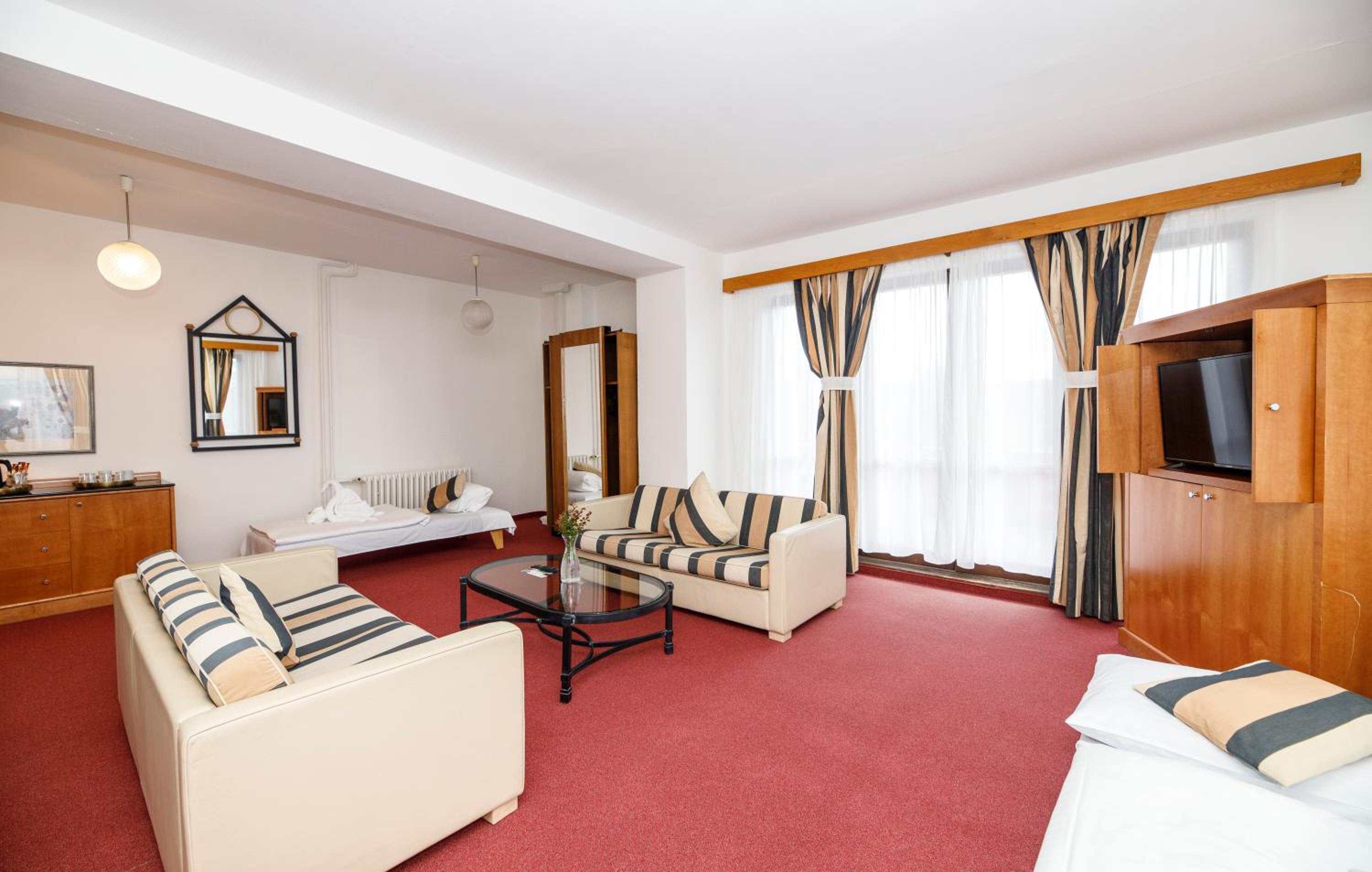 Suite with Terrace photo 3