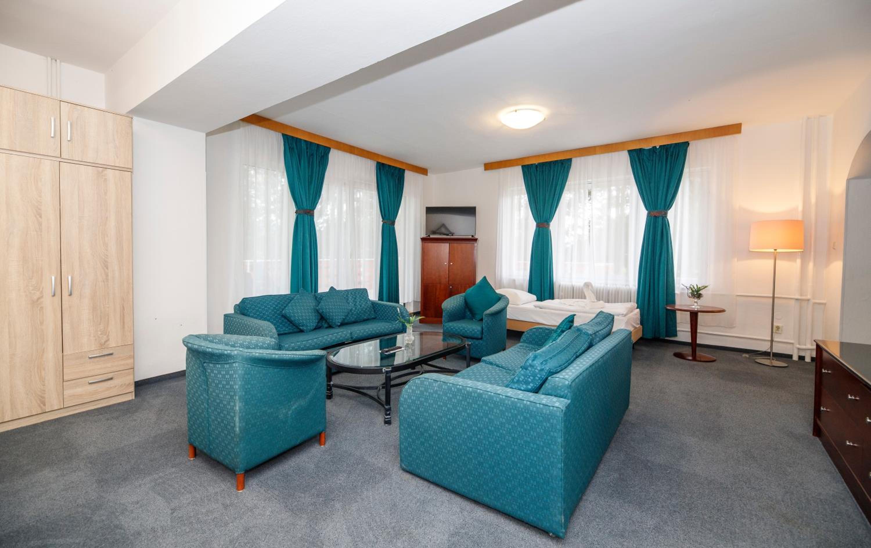 Suite with Terrace photo 2