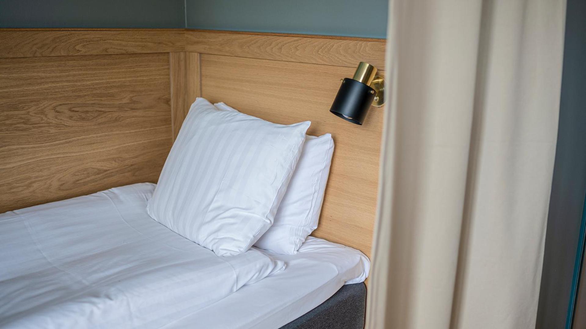 Twin Room - Photo 3