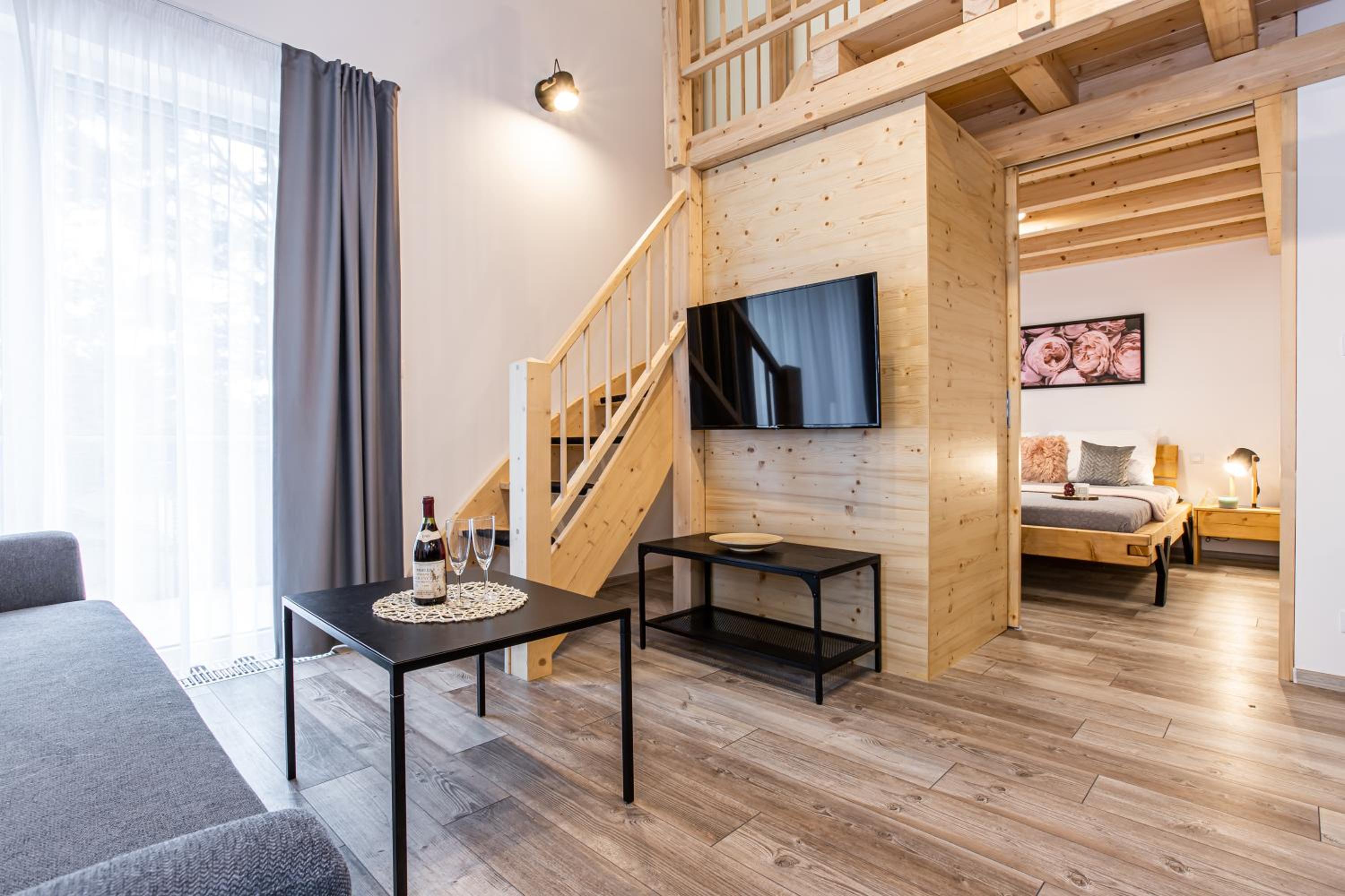 Apartment - Split Level
