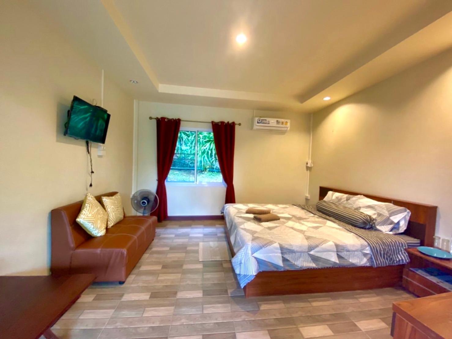 Double Room with Mountain View - Photo 35