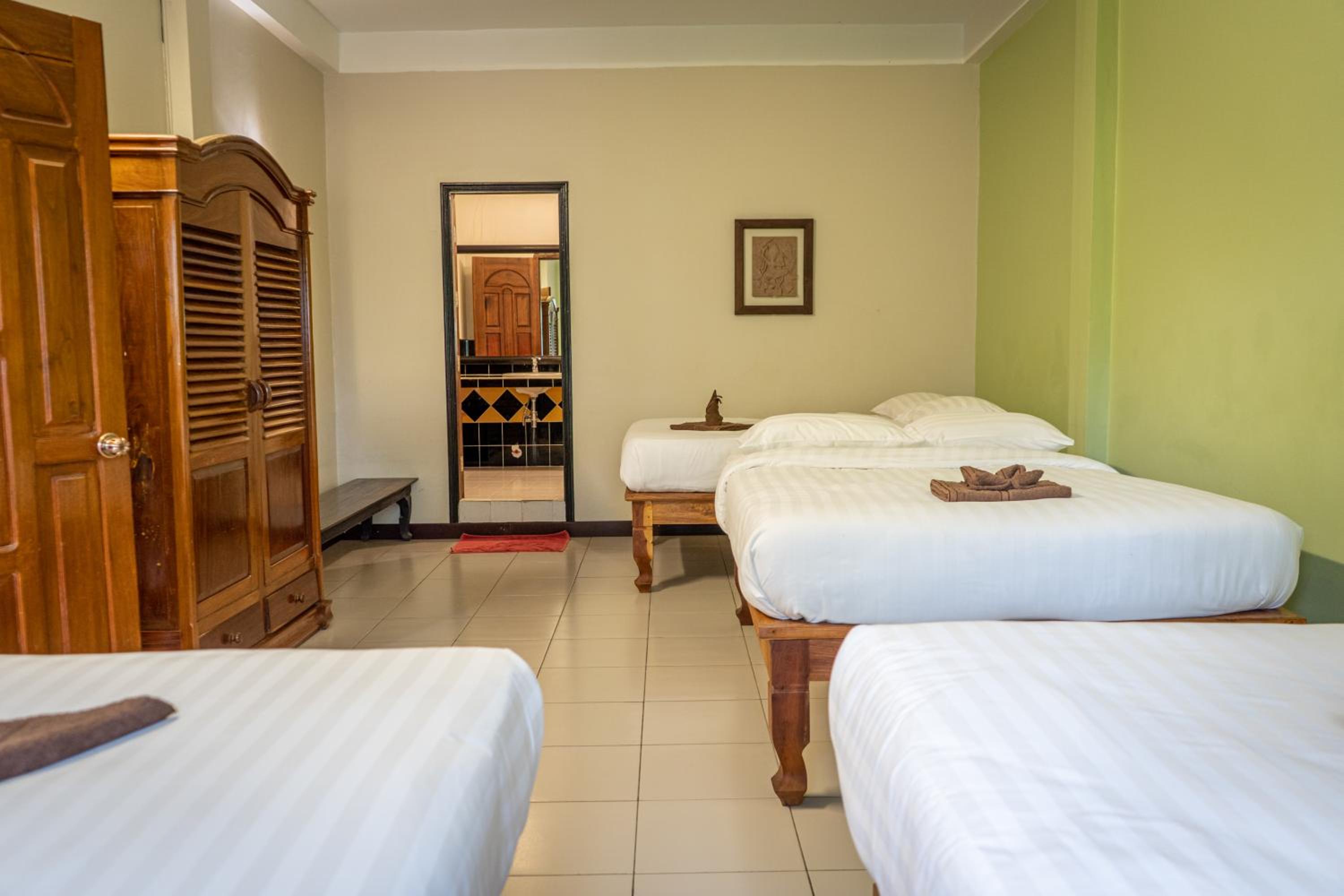 Standard Quadruple Room - Photo 2