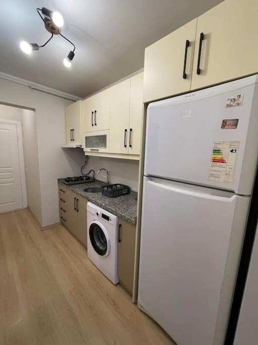 Apartment photo 2
