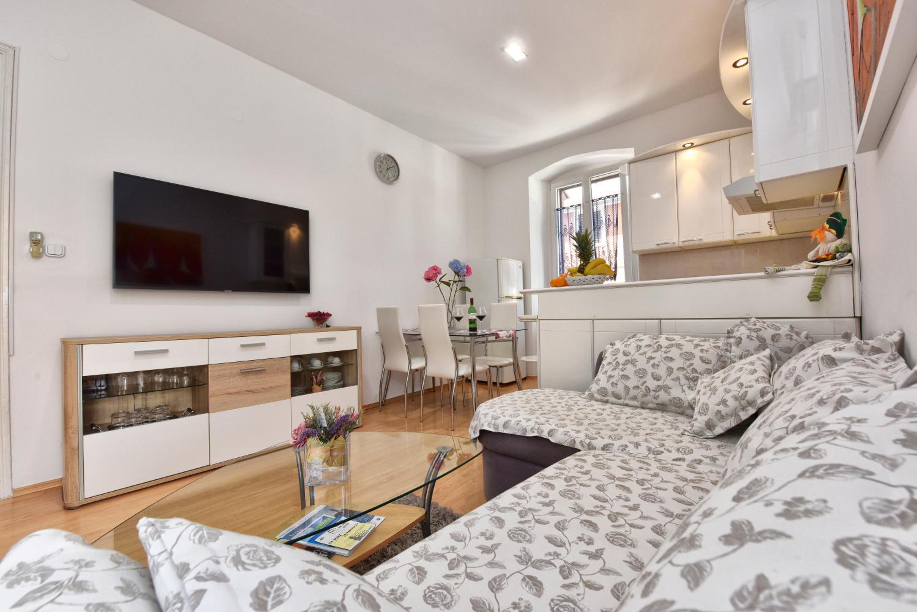 Apartment with Balcony