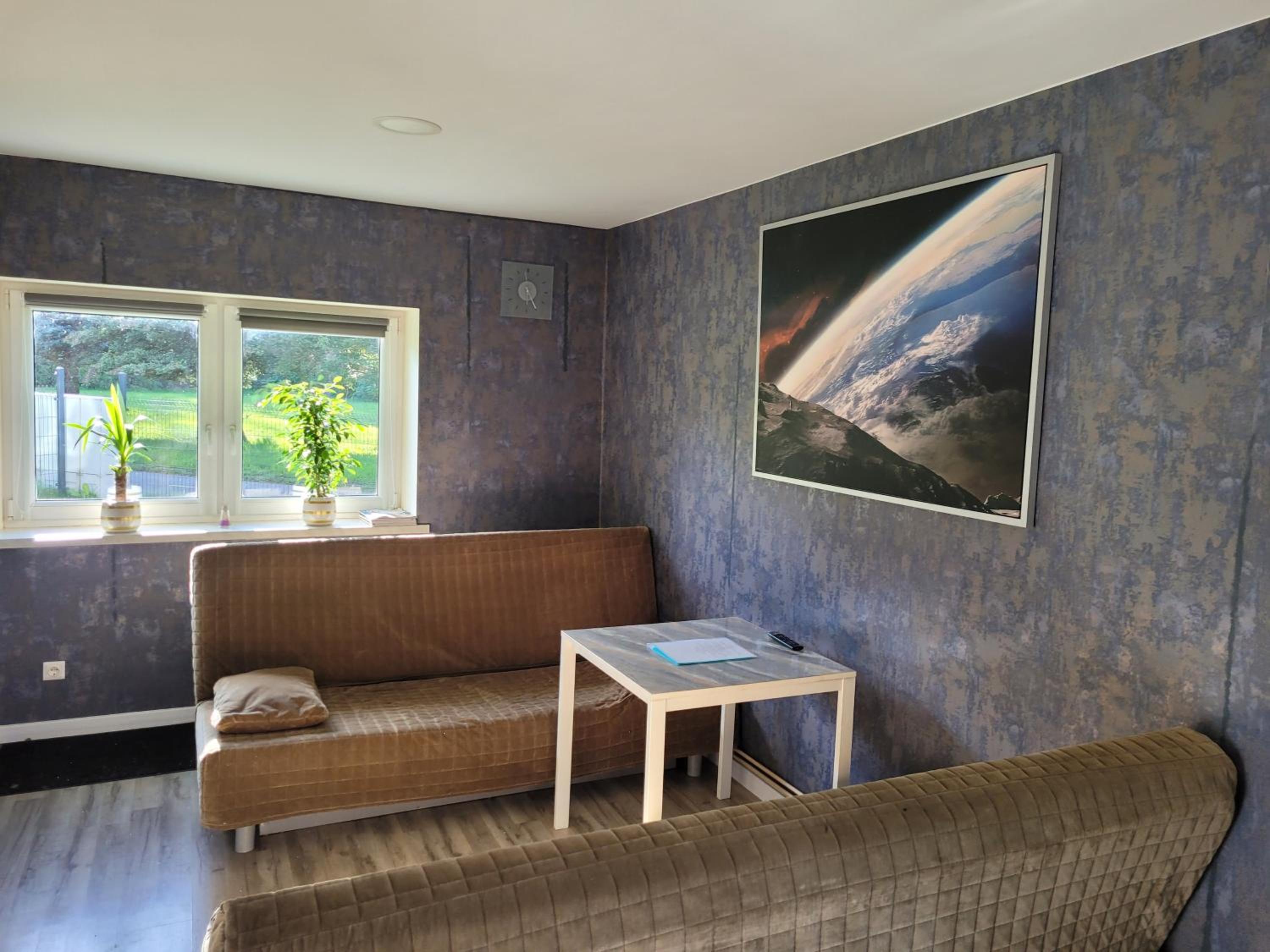 Family Room photo 2
