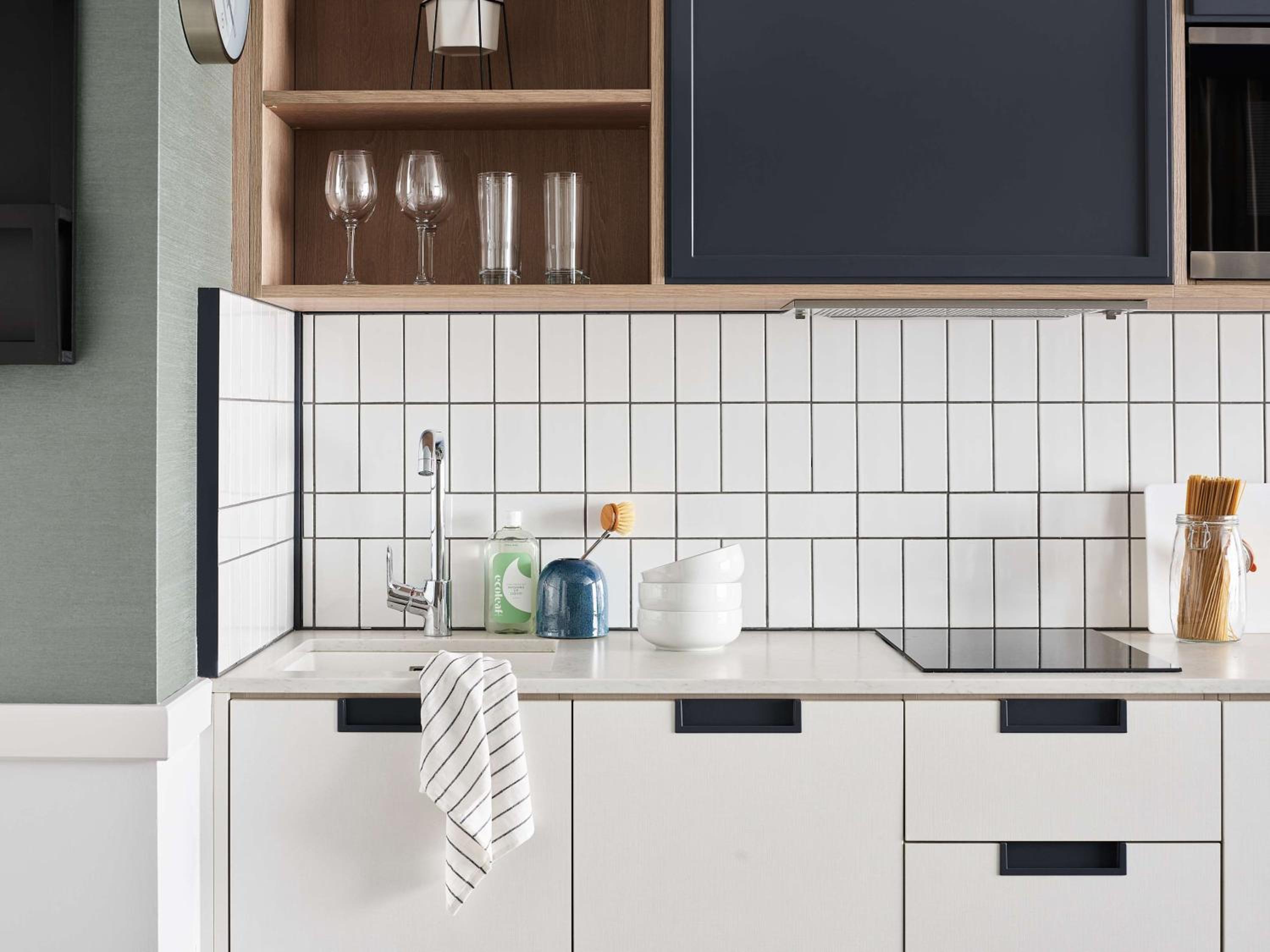 Queen Studio with Kitchenette photo 2