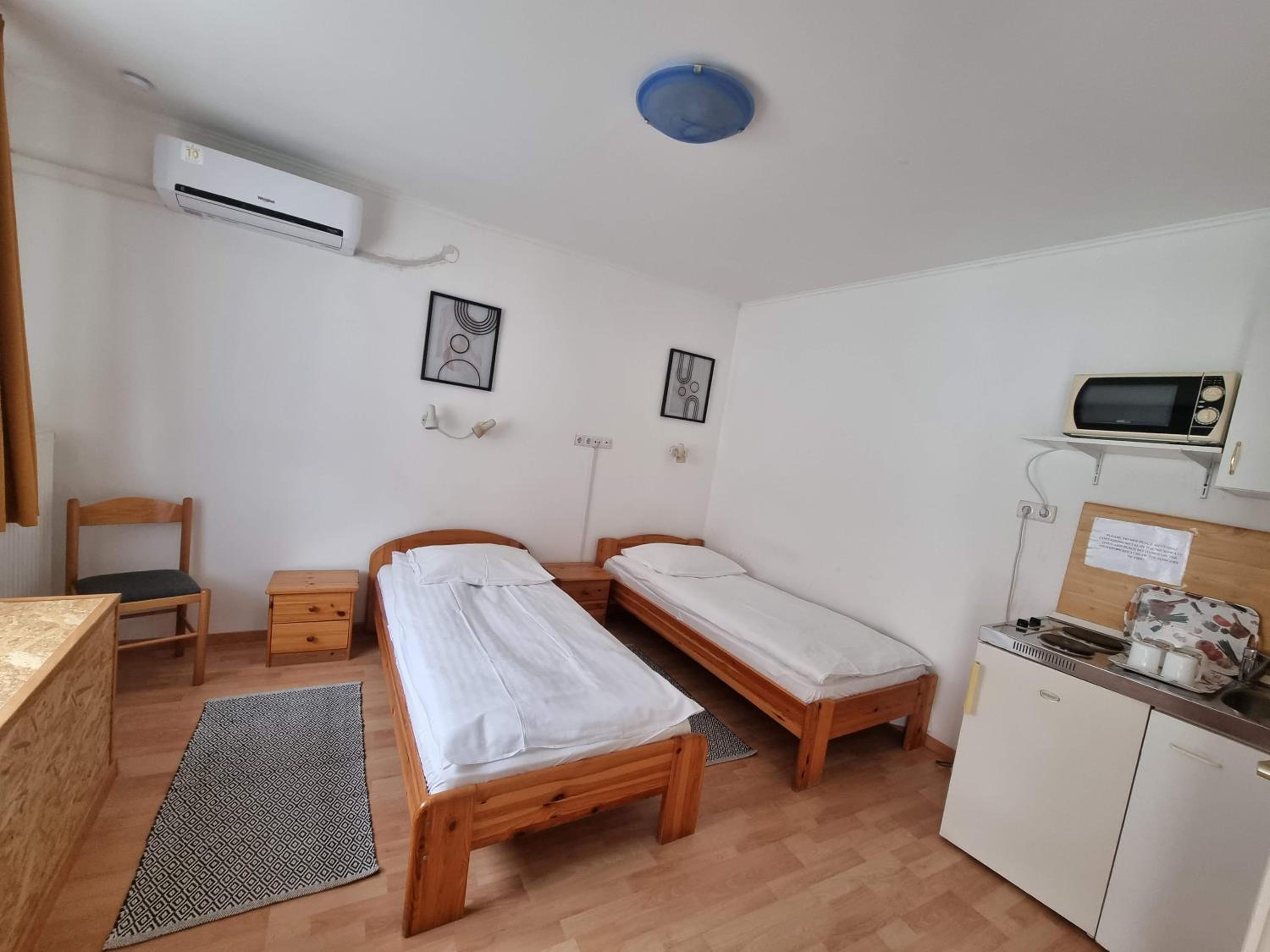 Standard Double or Twin Studio
