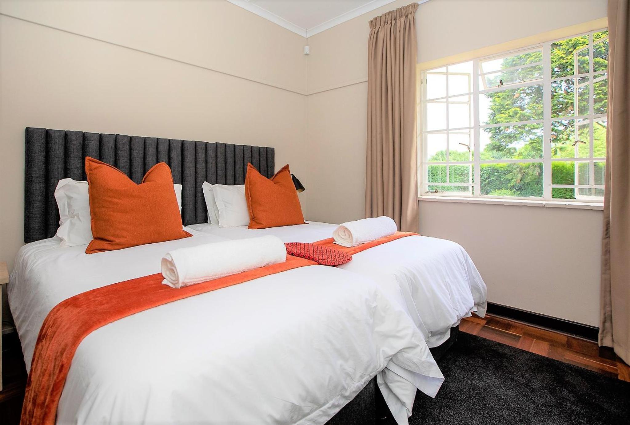 Four-Bedroom House - Photo 18