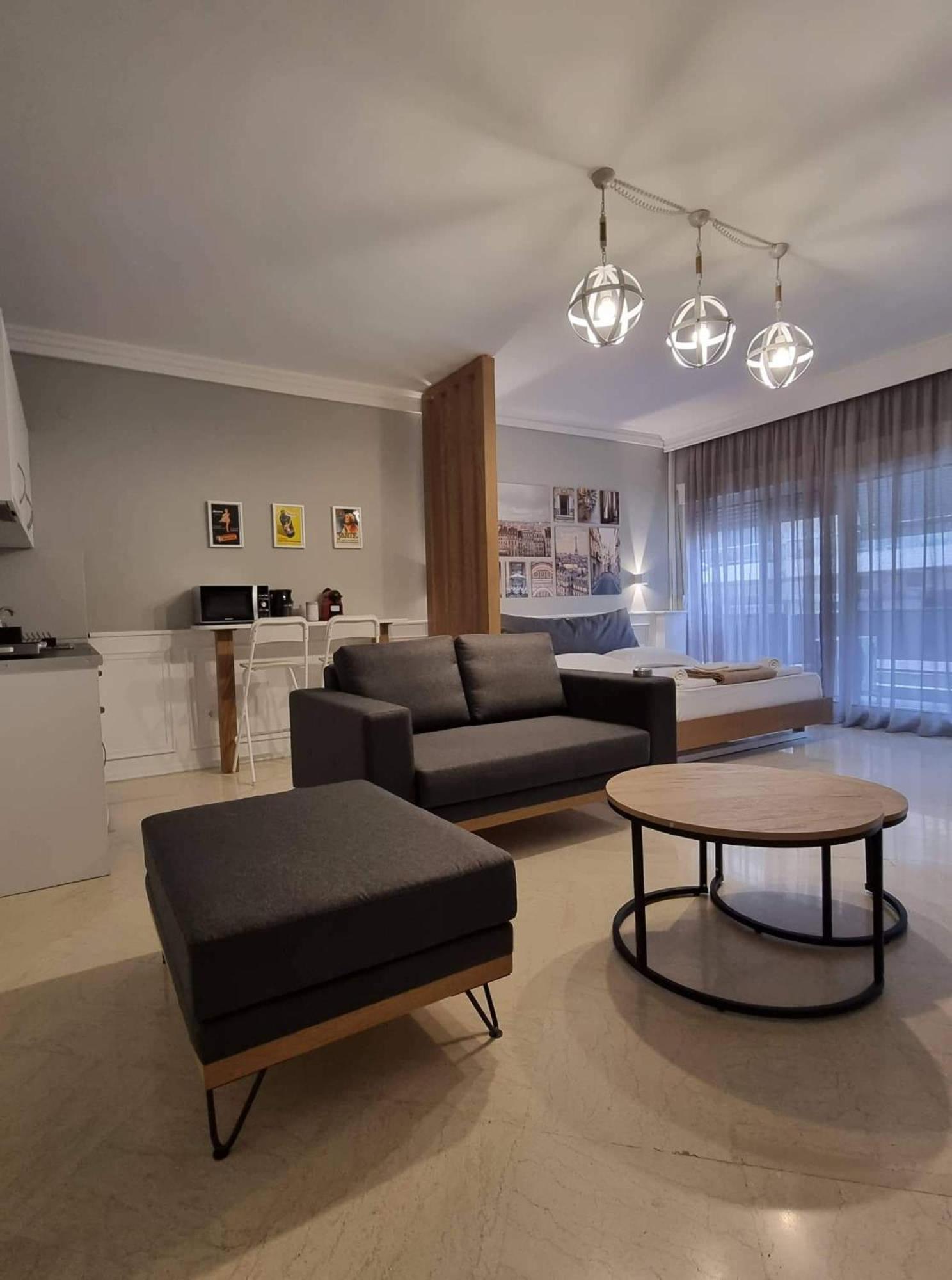 Deluxe Apartment