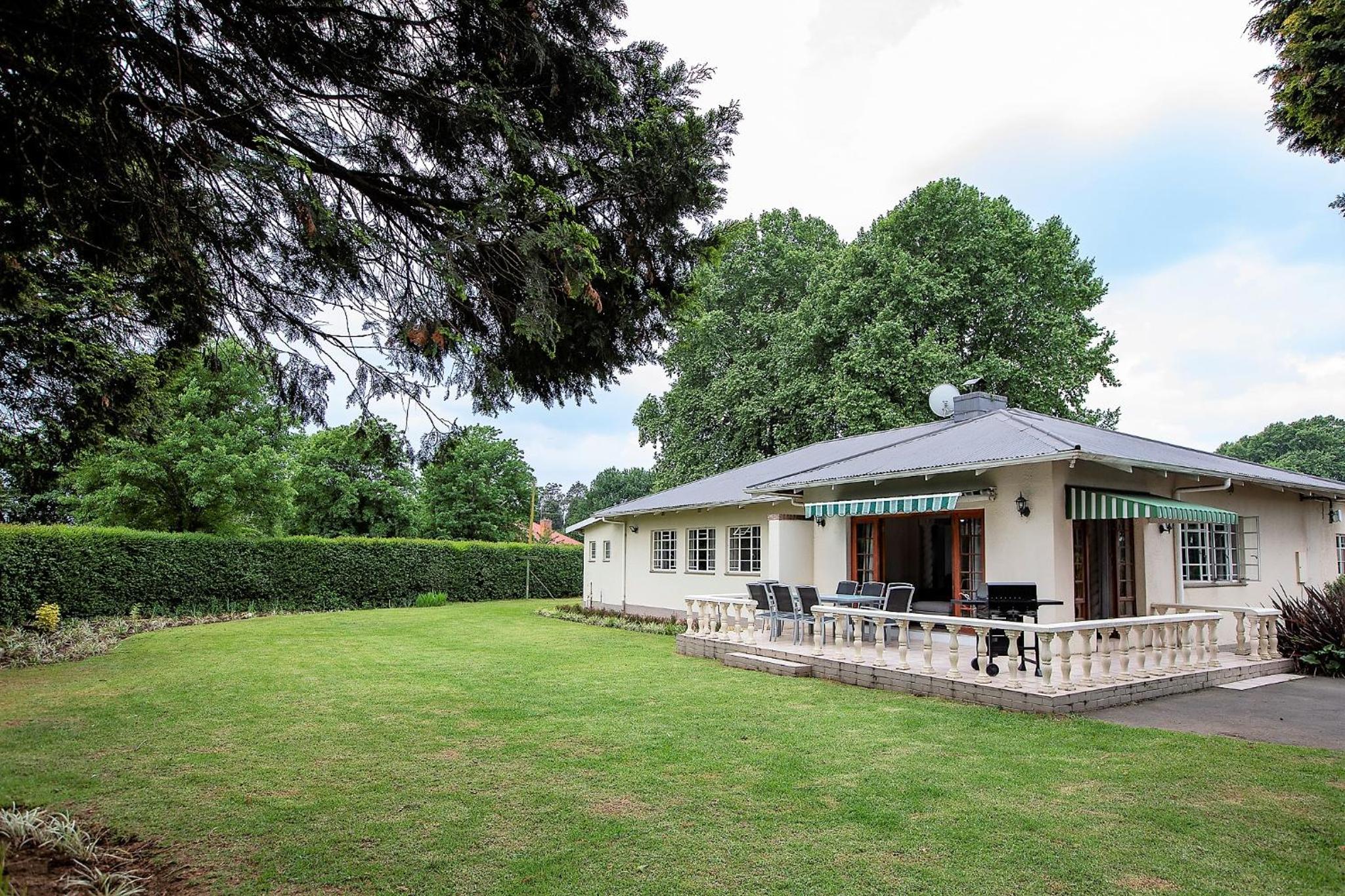Four-Bedroom House - Photo 81