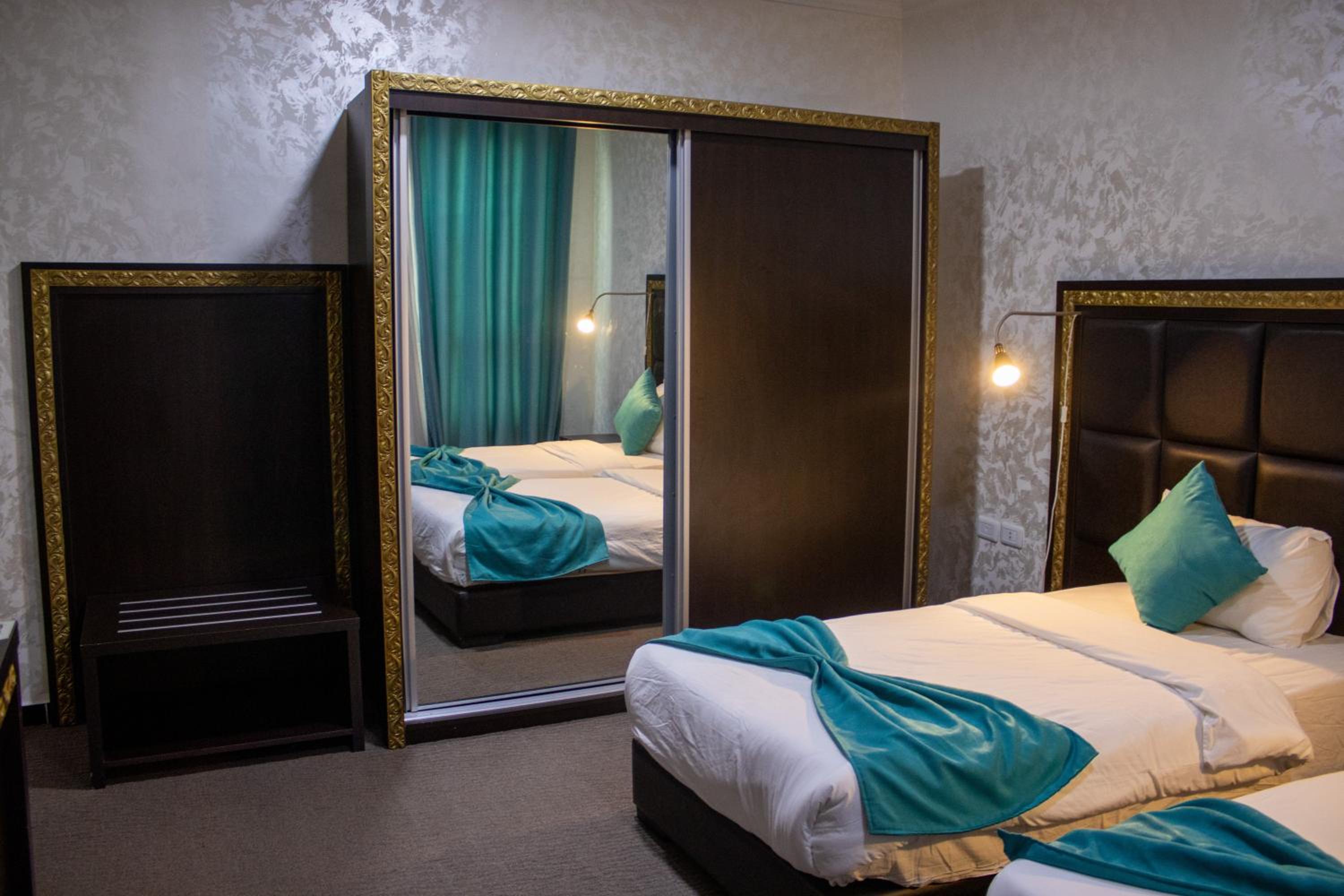 Deluxe Single Room
