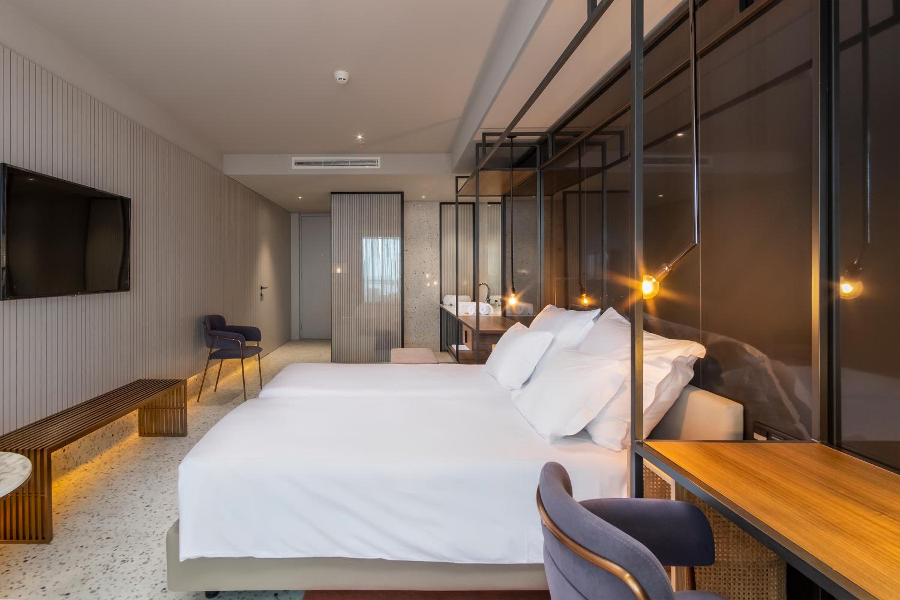 Available room