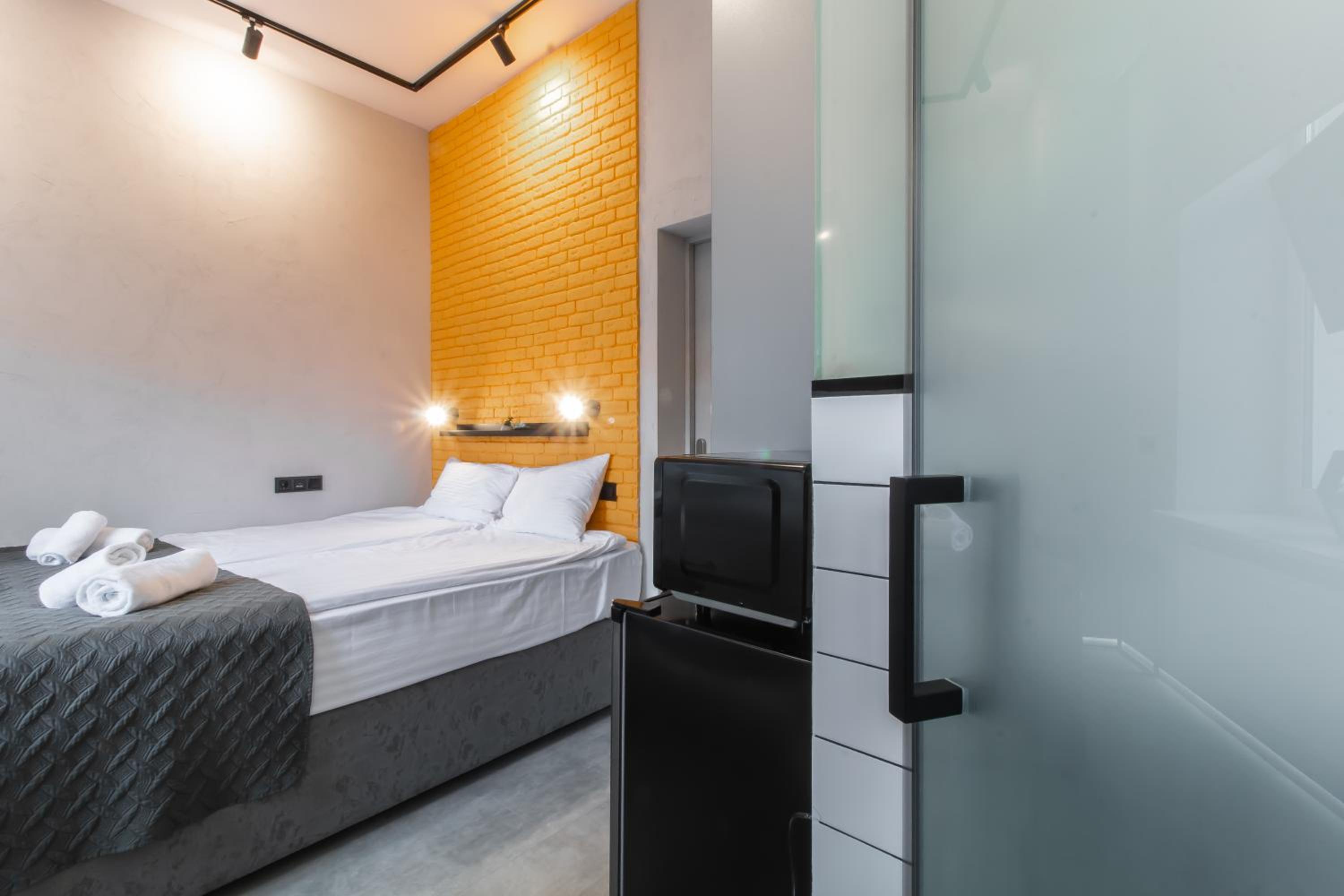 Studio Apartment photo 2
