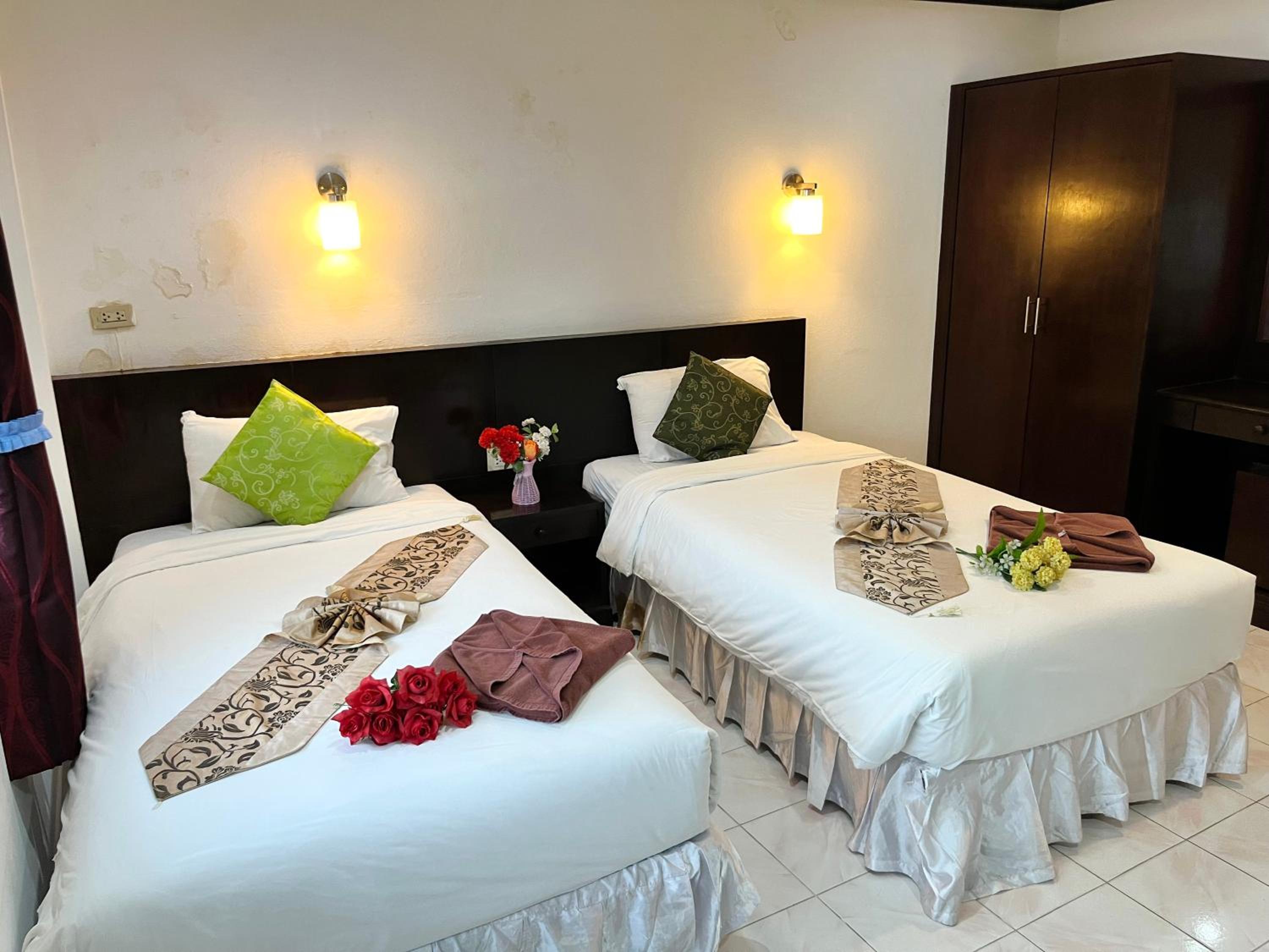 Superior Twin Room - Photo 4