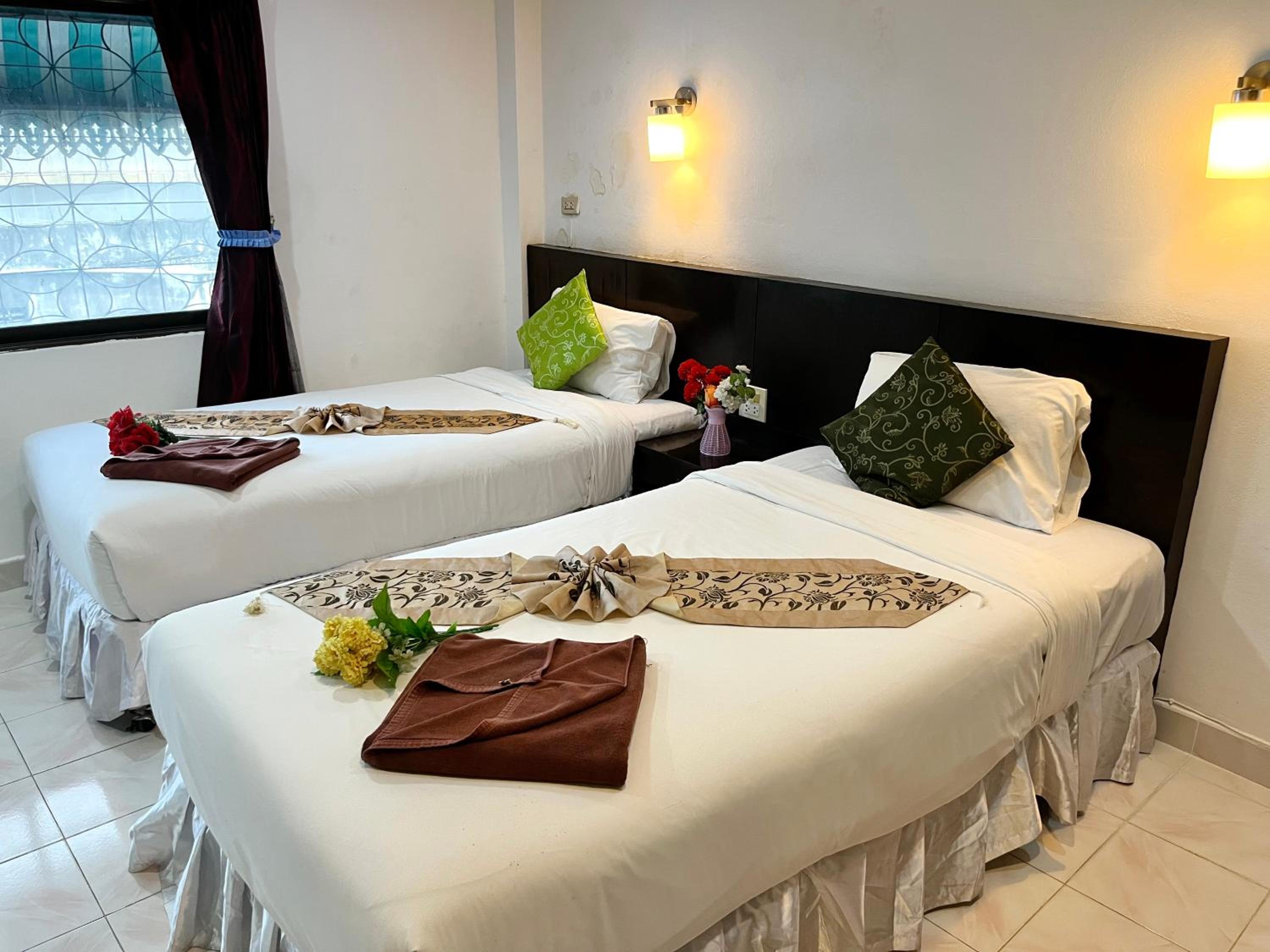 Superior Twin Room - Photo 1