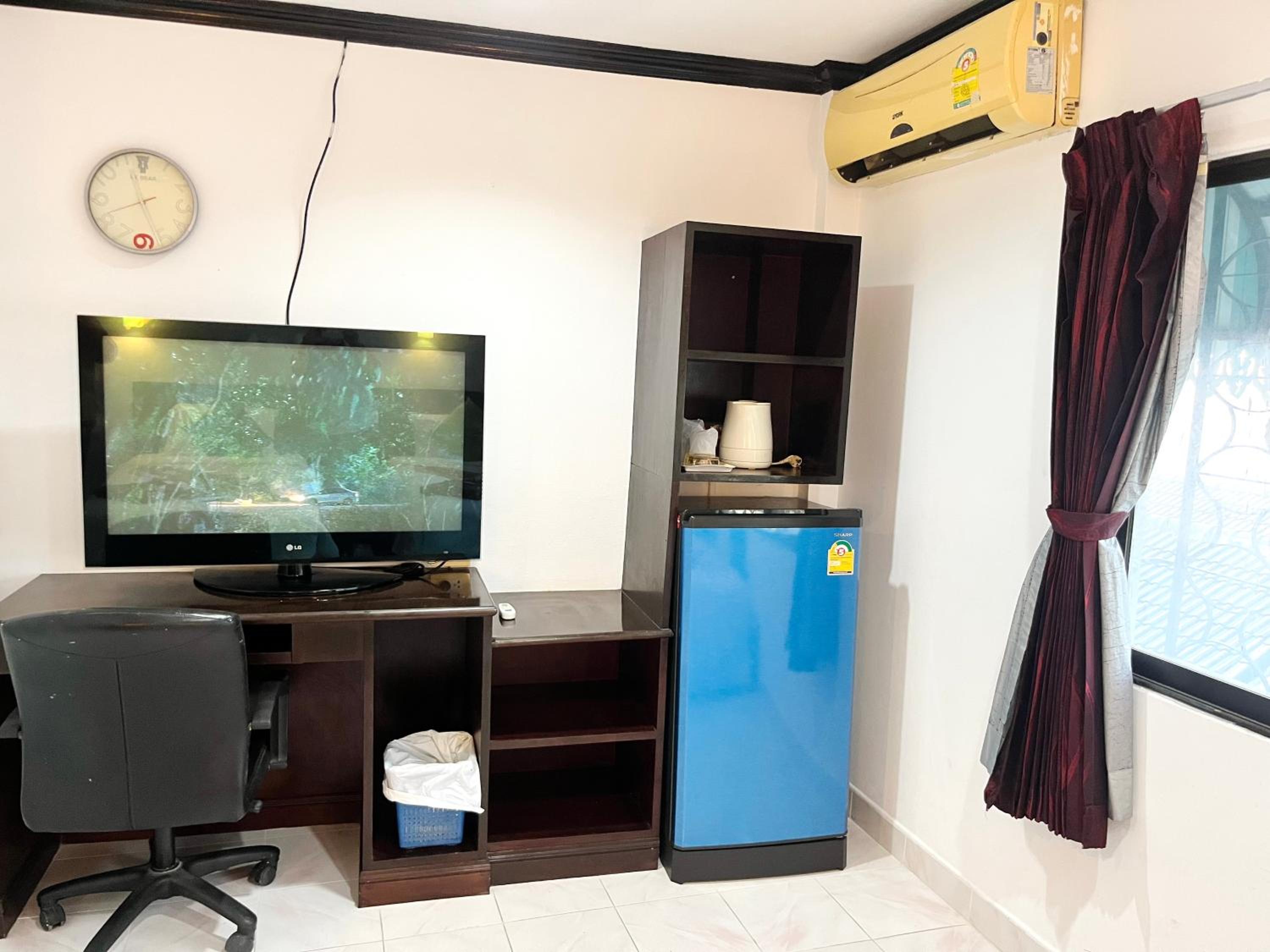 Superior Twin Room - Photo 6