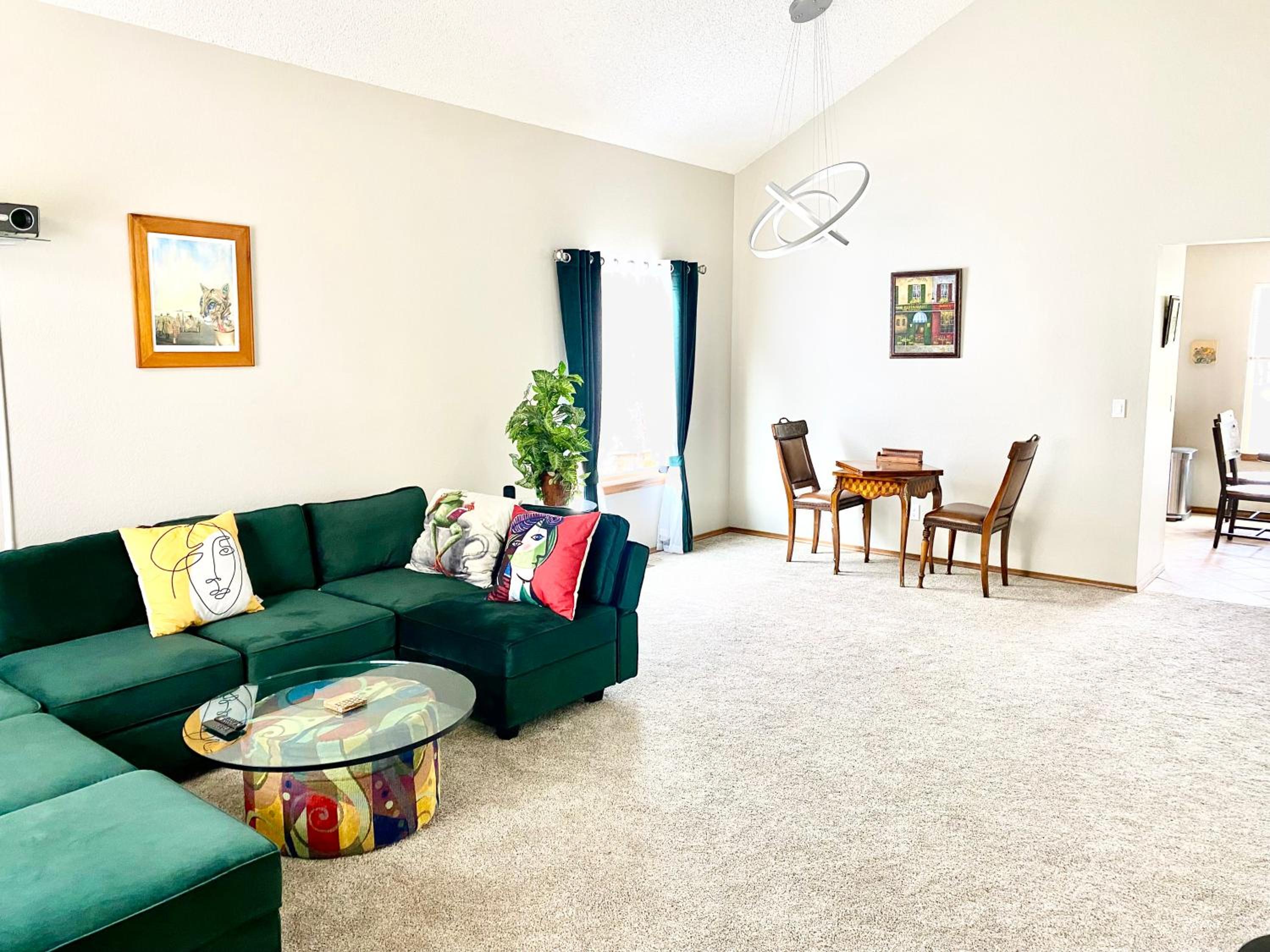 Three-Bedroom House photo 1