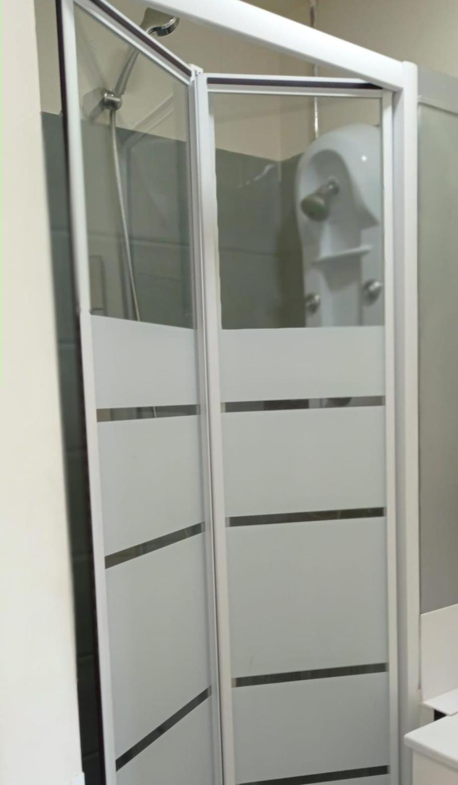 Deluxe Double Room with Shower - Photo 6