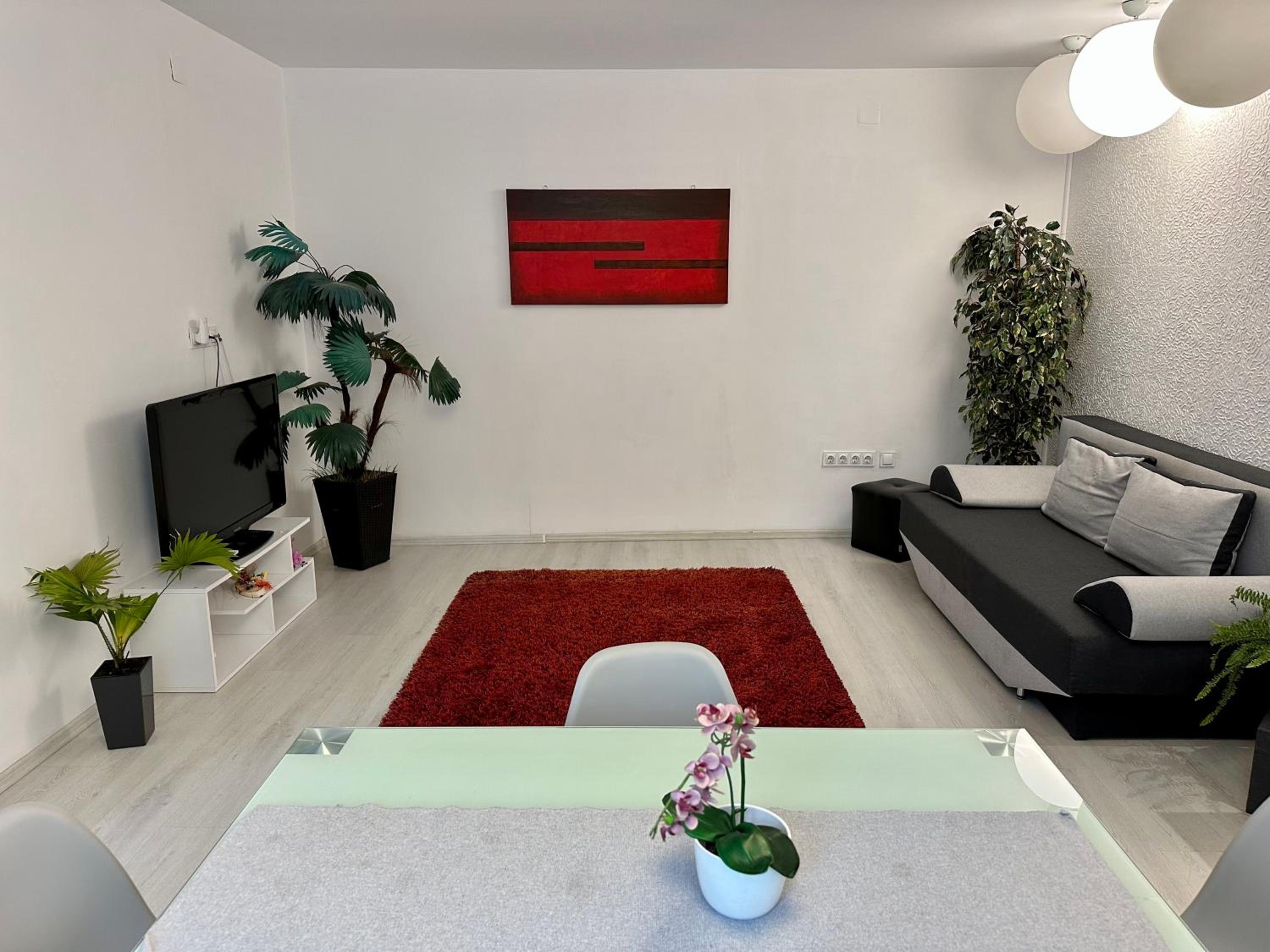 One-Bedroom Apartment - Photo 30