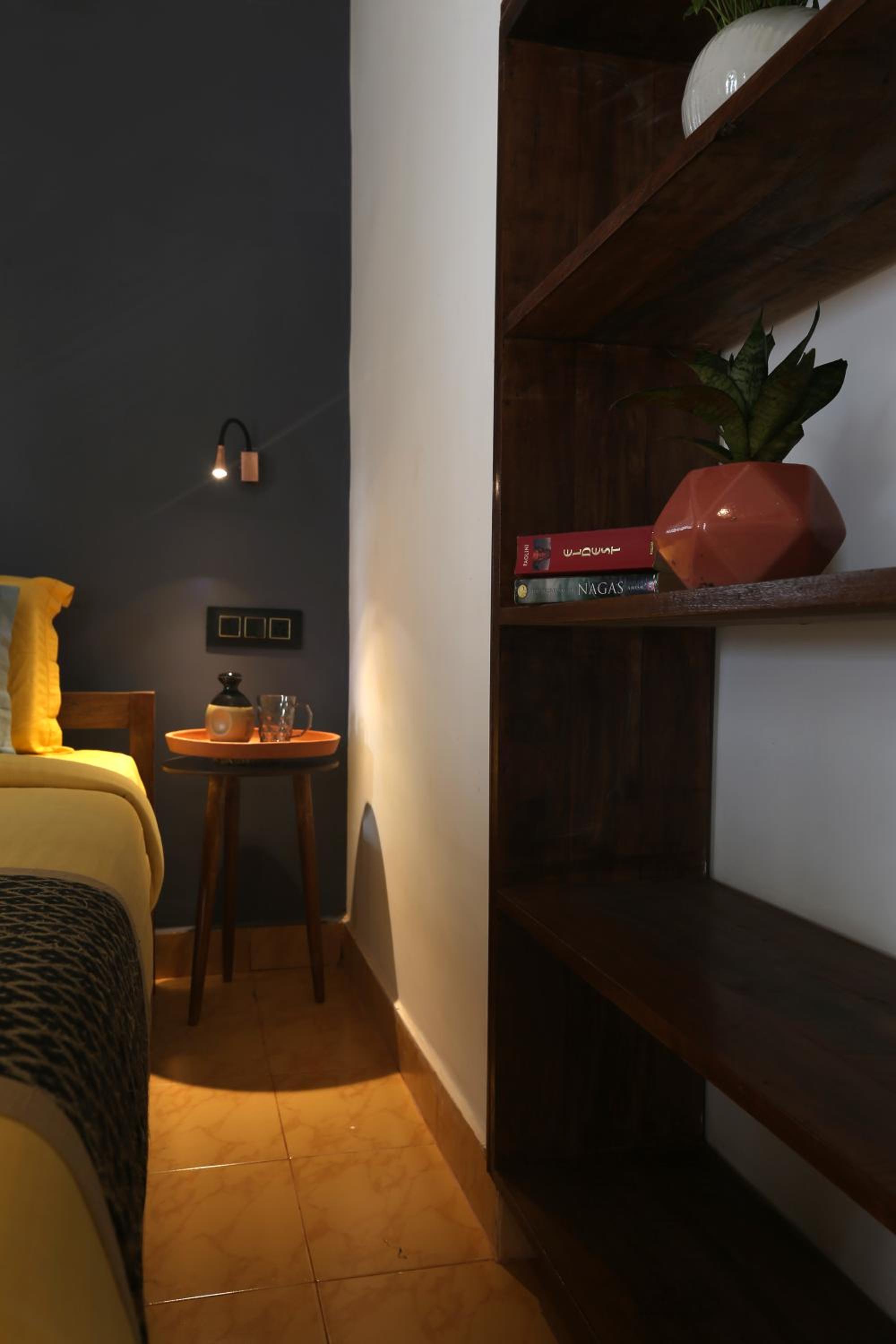 Double Room with Balcony - Photo 15