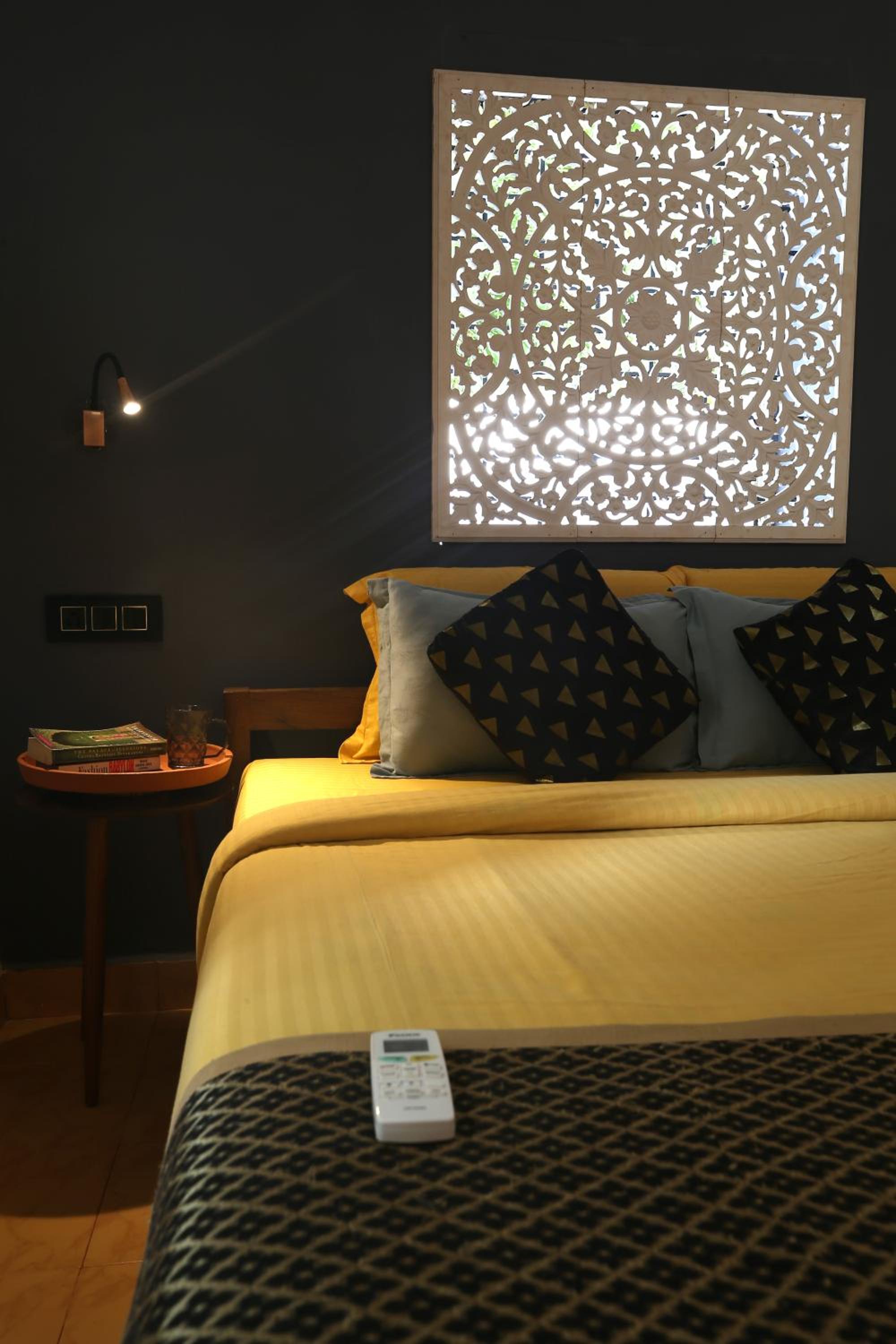 Double Room with Balcony - Photo 4
