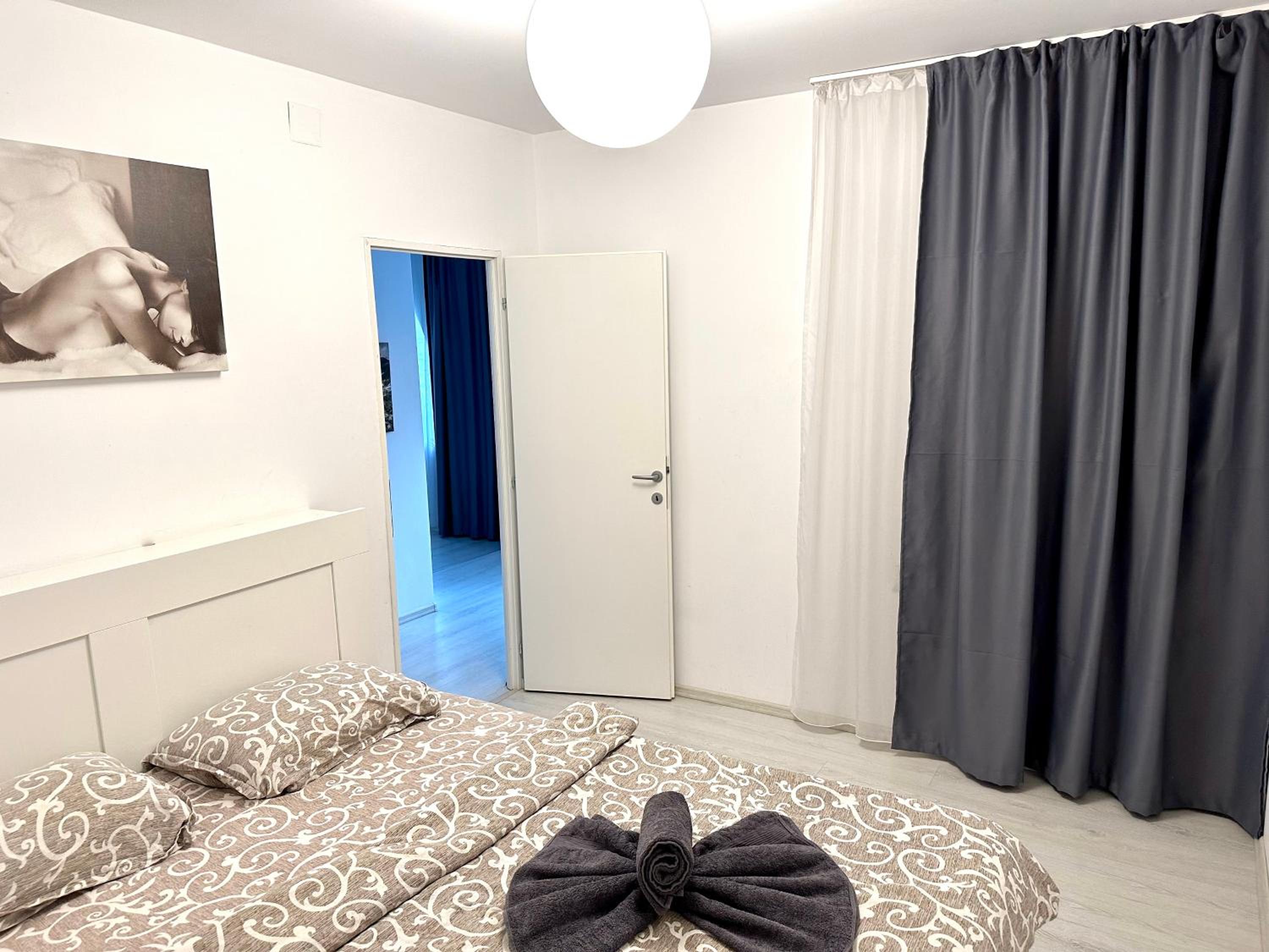 One-Bedroom Apartment - Photo 42