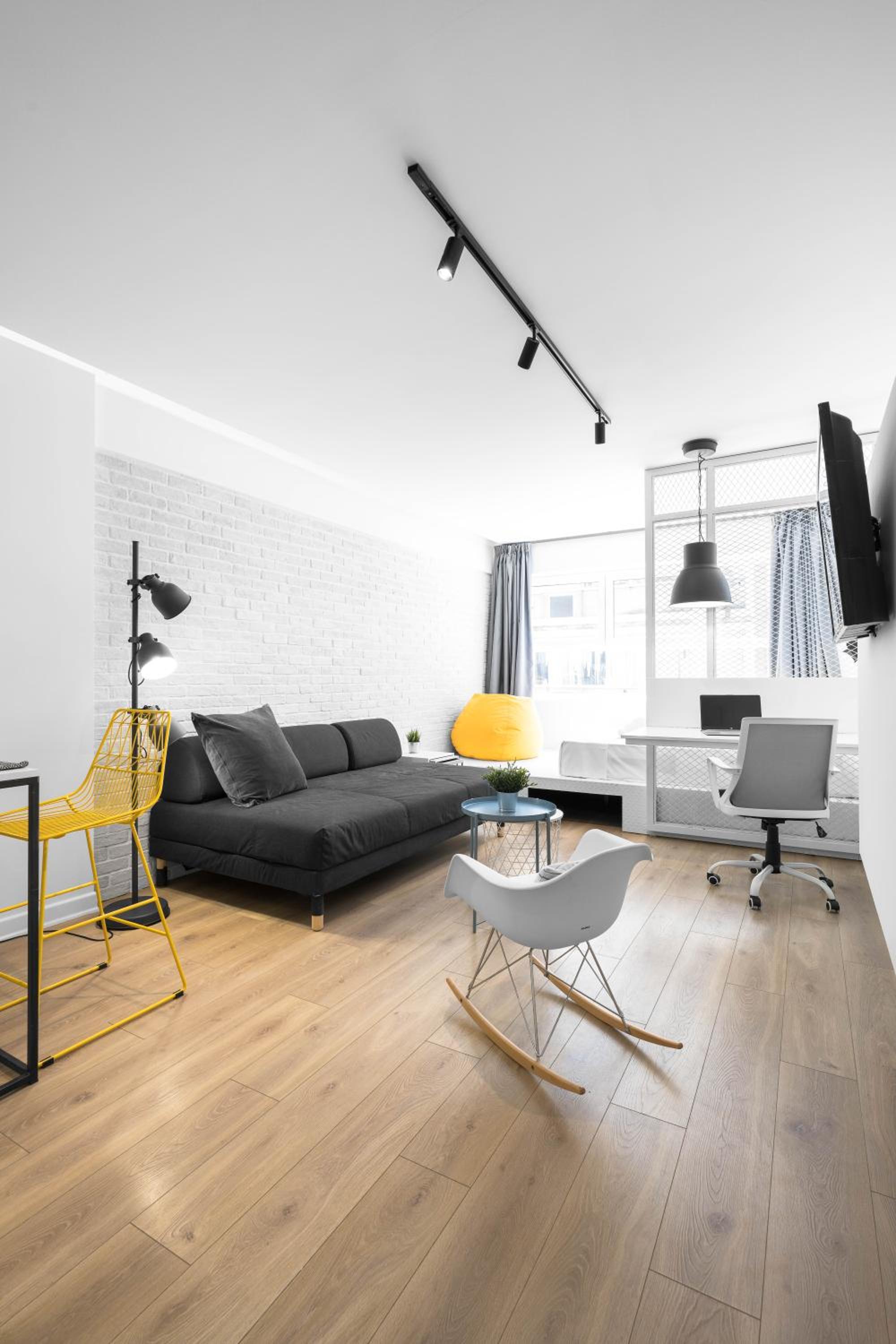 King Studio with Sofa Bed